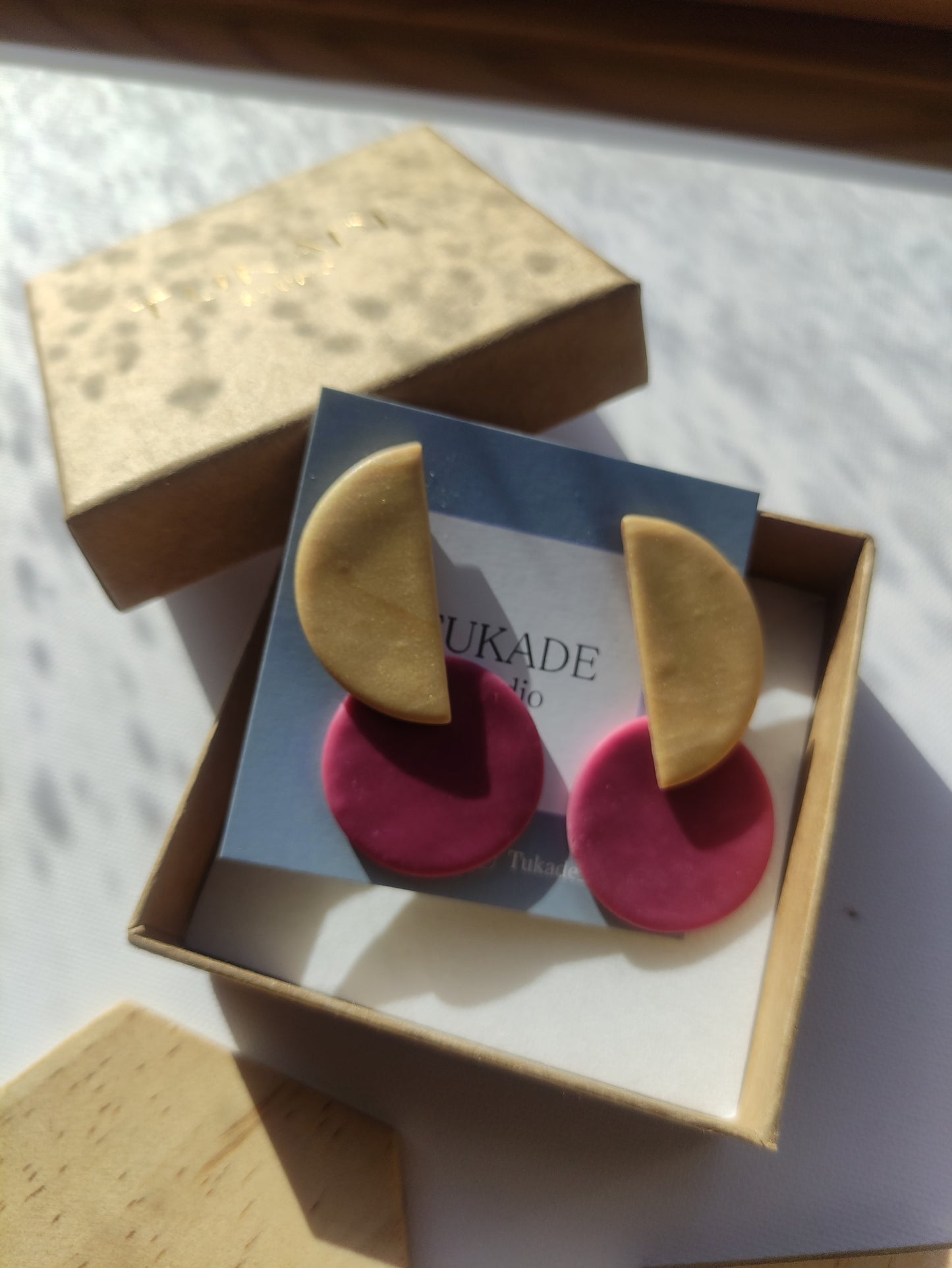 GRETA big frambuesa y dorado.