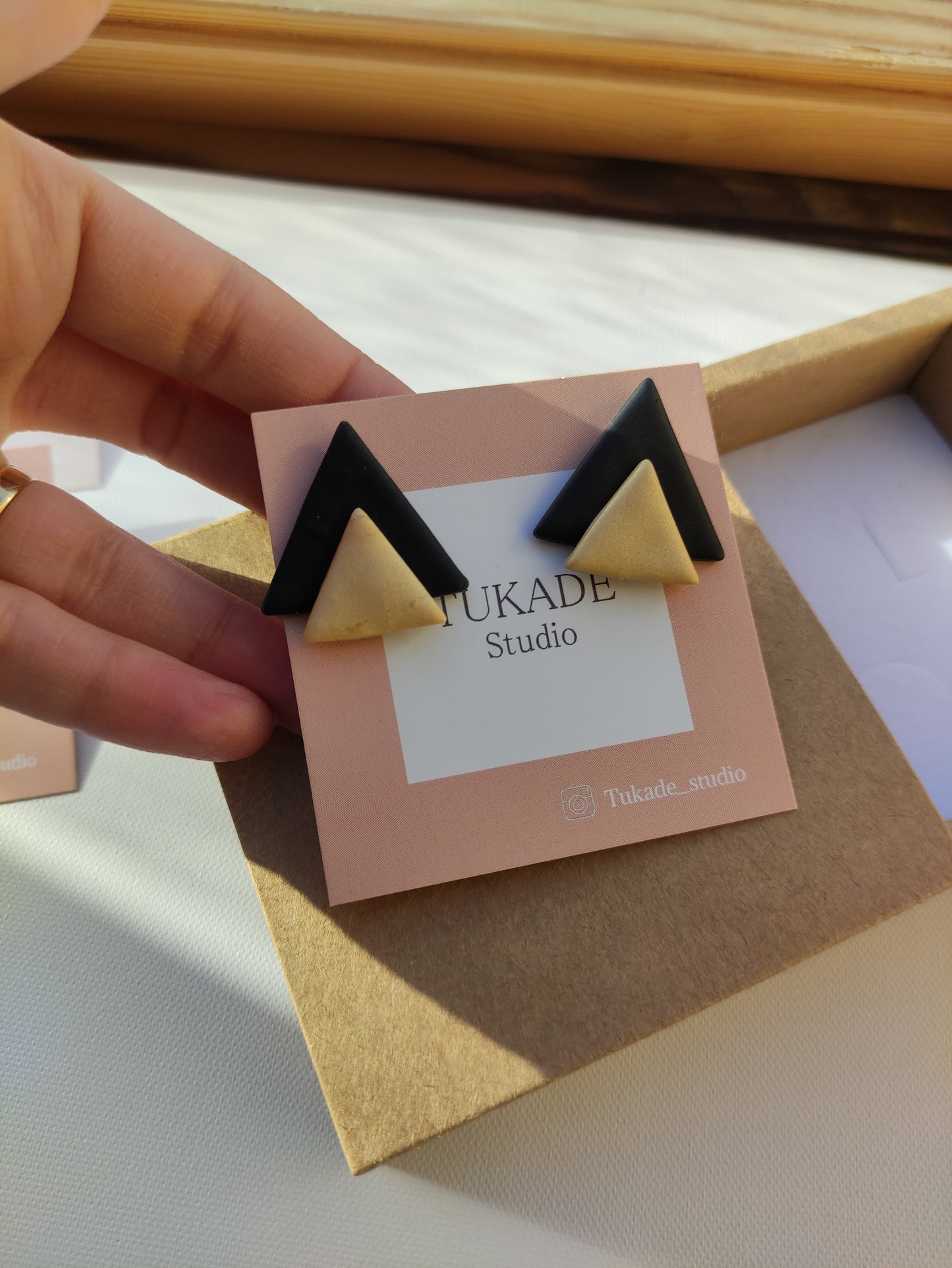 UMA negro y champán