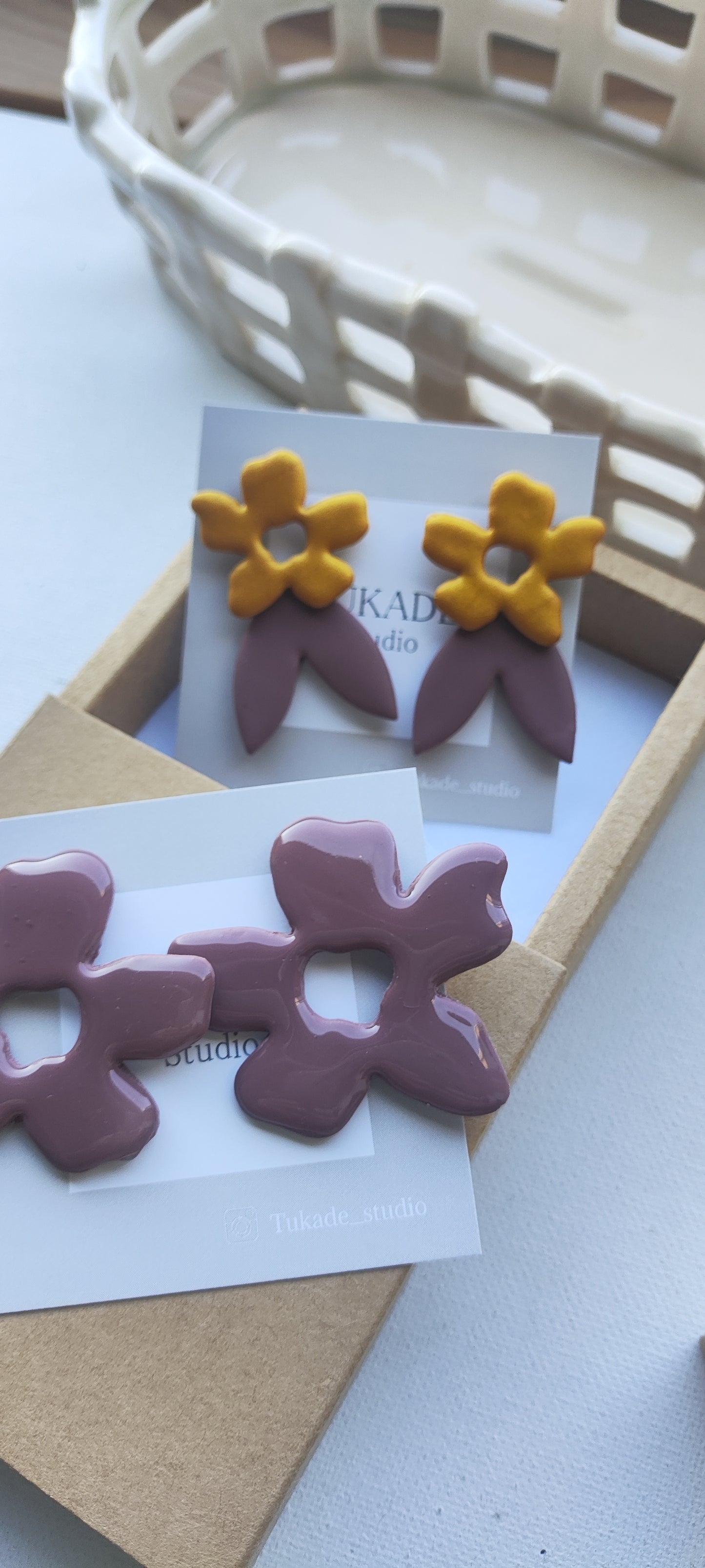 LUPITA taupe y dorado