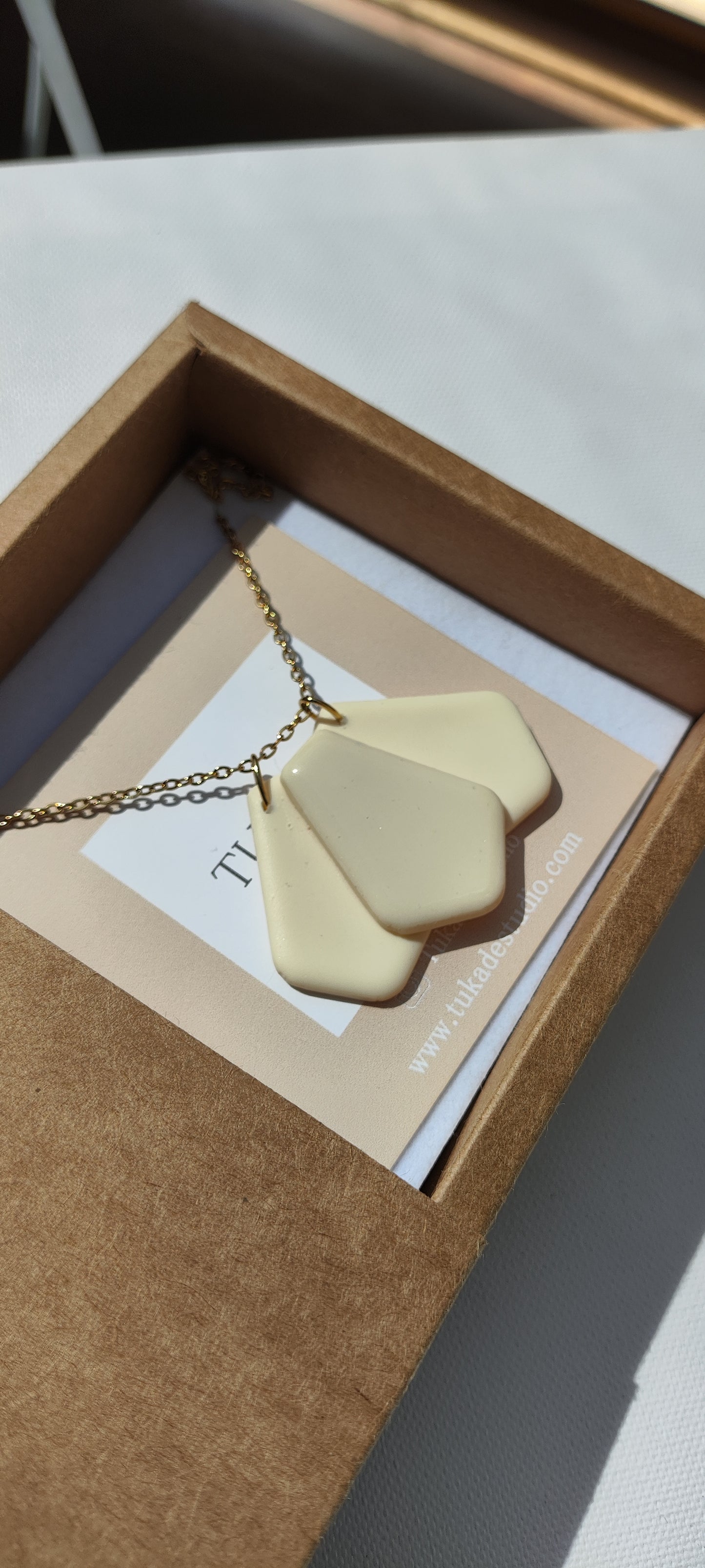 Collar largo MATILDA crudo