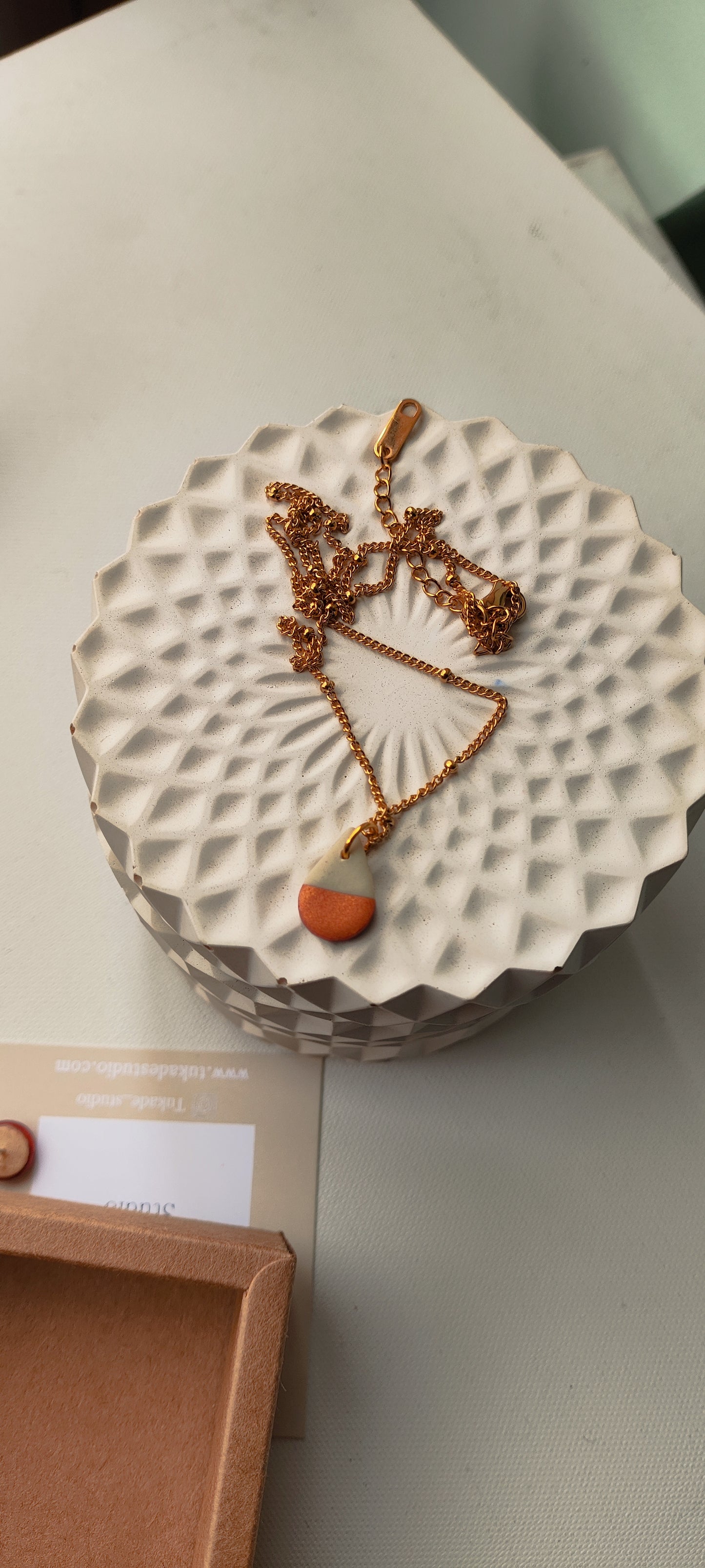 Collar gargantilla CUCA lágrima bicolor