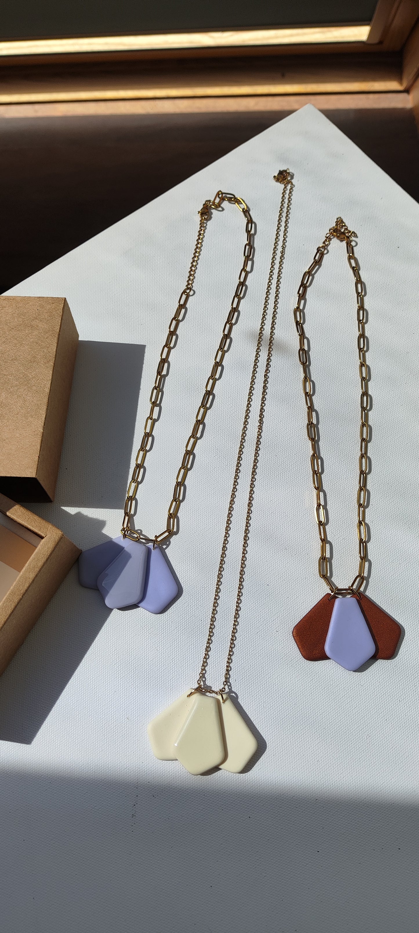 Collar gargantilla MATILDA lila