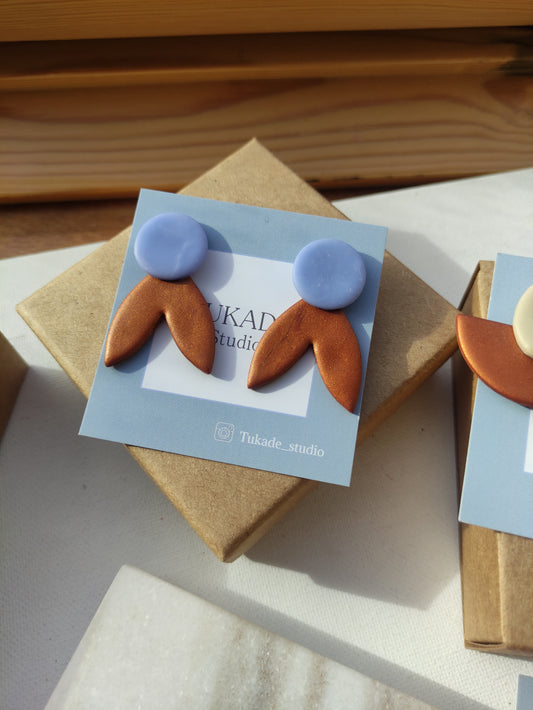 LUPE chocolate y azul