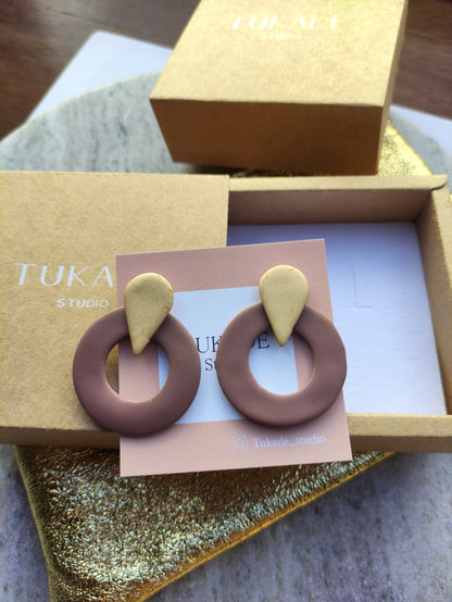 TOMASA taupe y champán