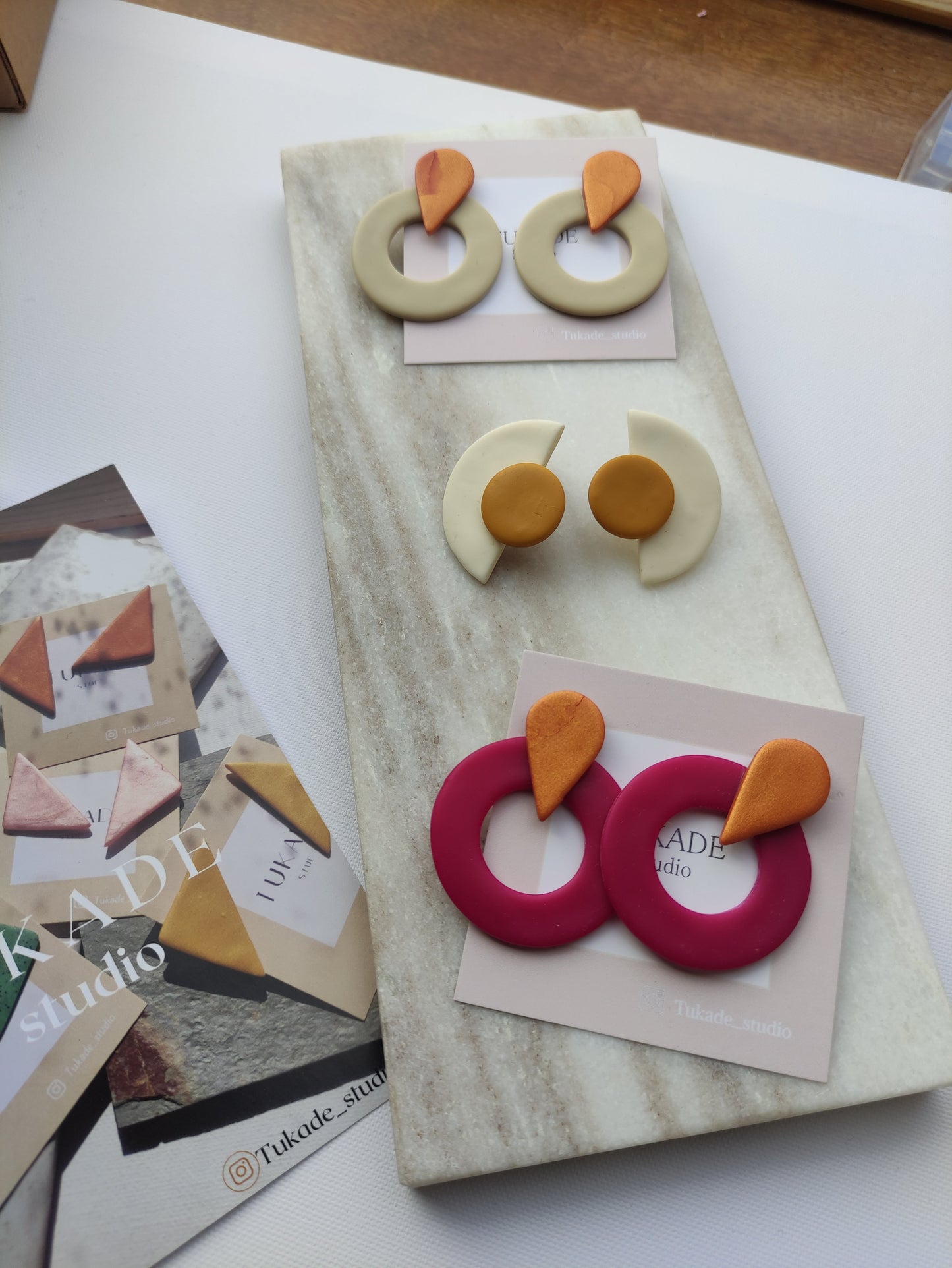TOMASA beige y cobre