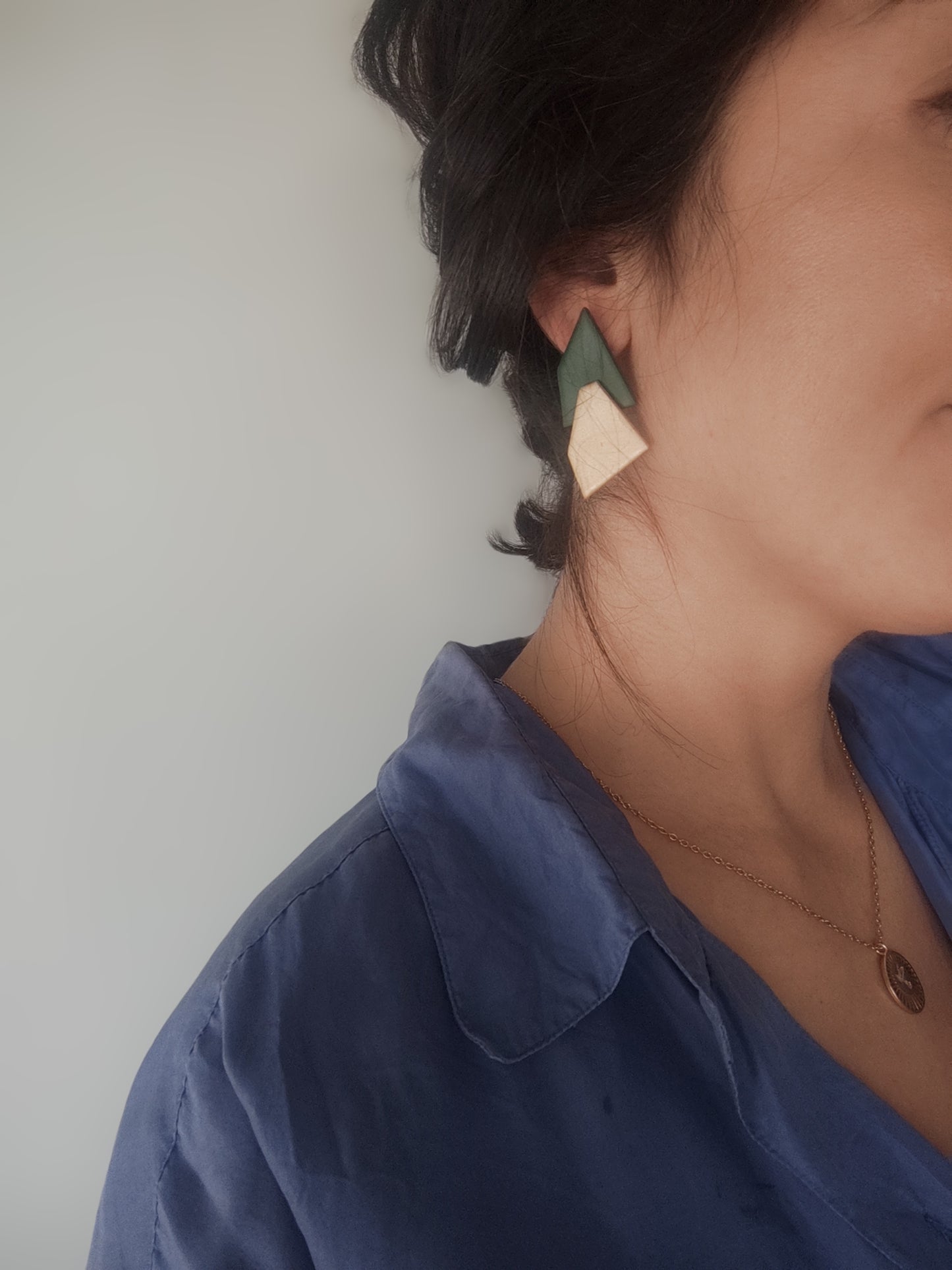 PACA verde oliva y azul intenso