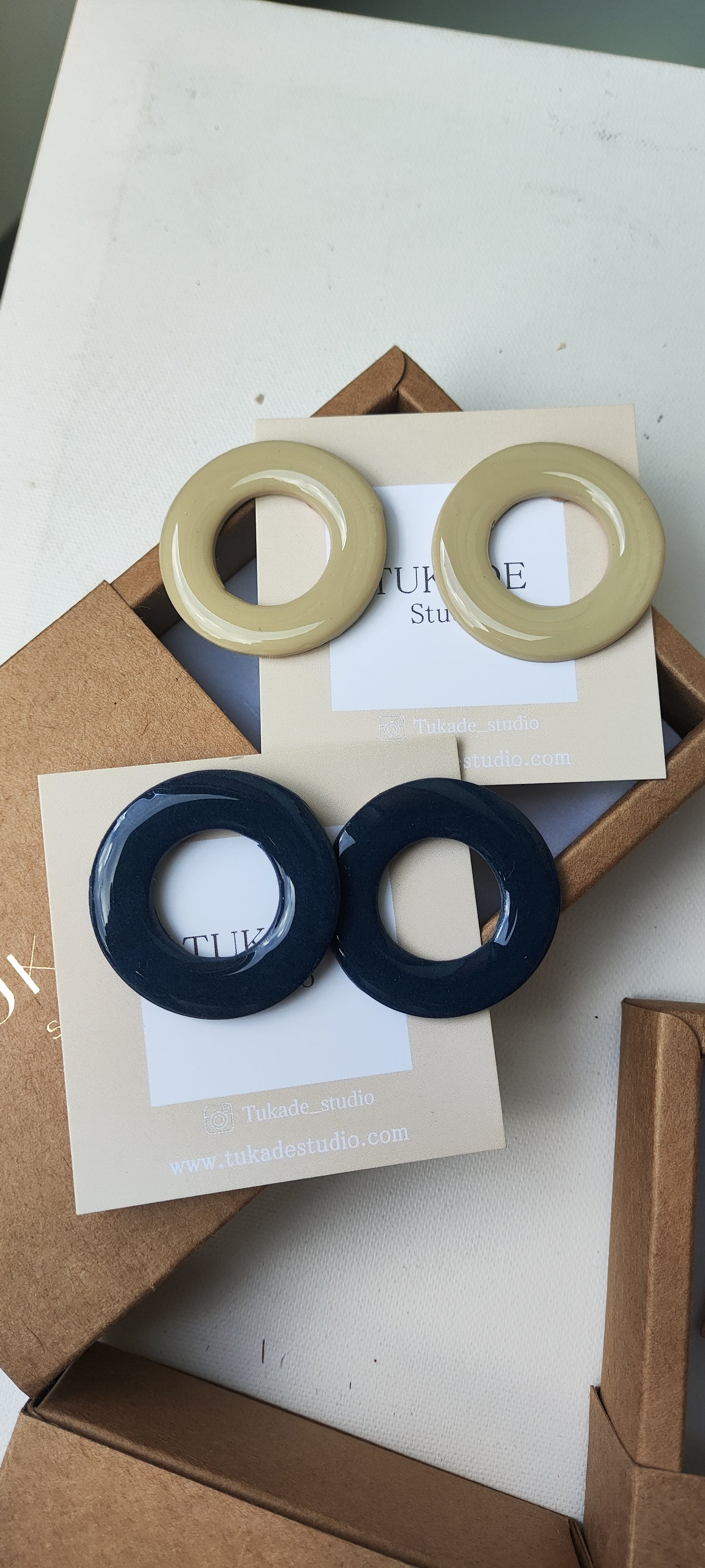 DORA azul noche o beige brillo