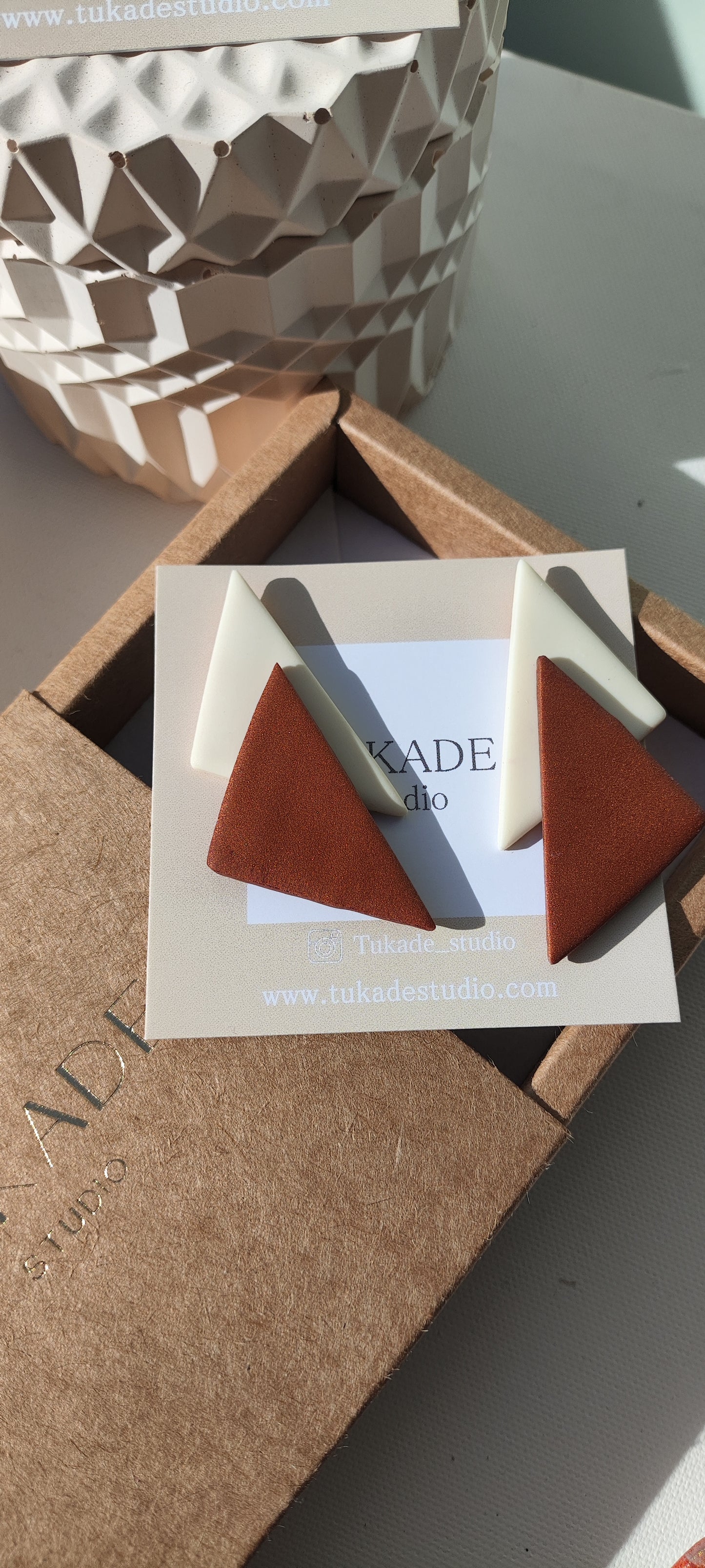 IVETTE chocolate y crudo