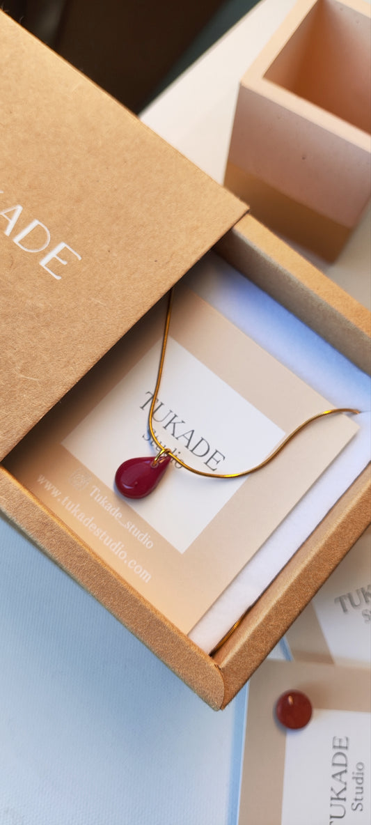 Collar gargantilla CUCA lágrima burdeos