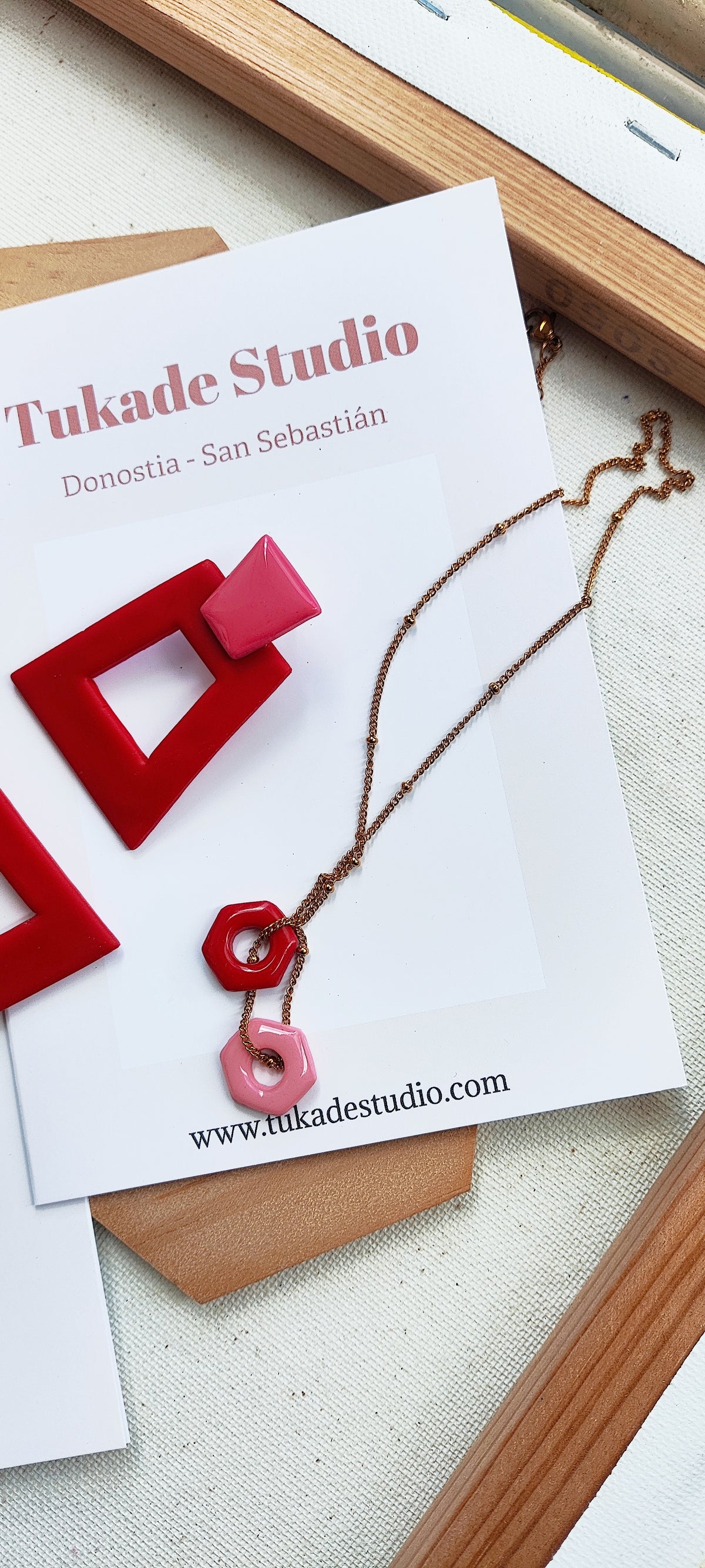 Collar GILDA rojo ❤️ y rosa 🩷
