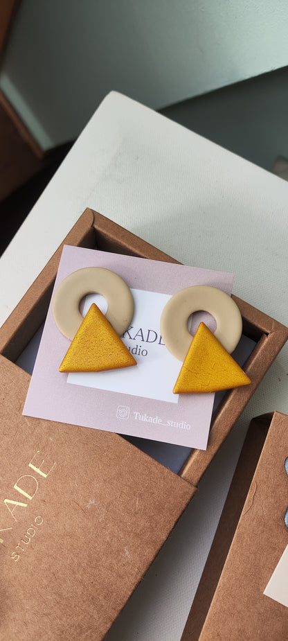 AGNES regular beige y ocre dorado