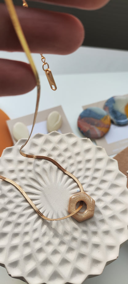 Collar gargantilla GILDA champán cadena espiga