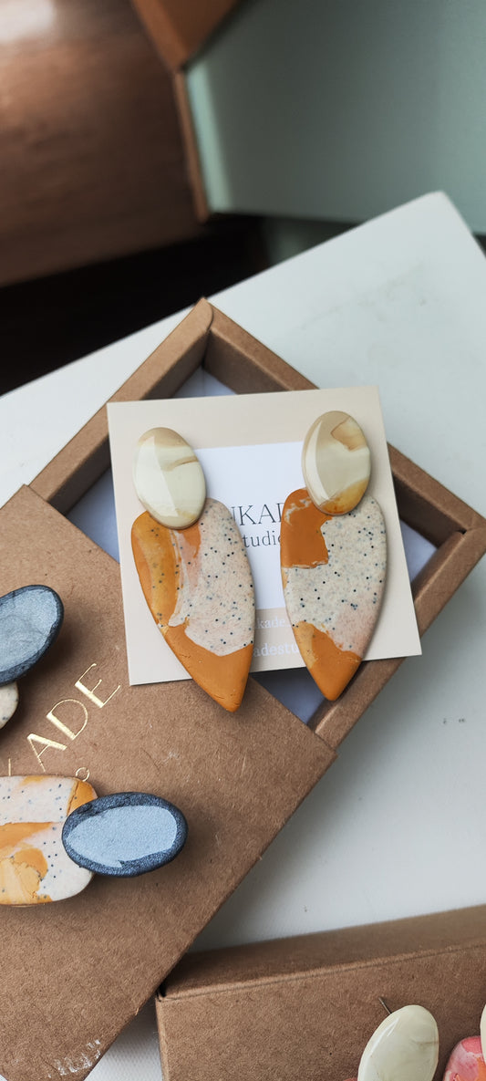 MACA gris jaspeado y ocre degradado