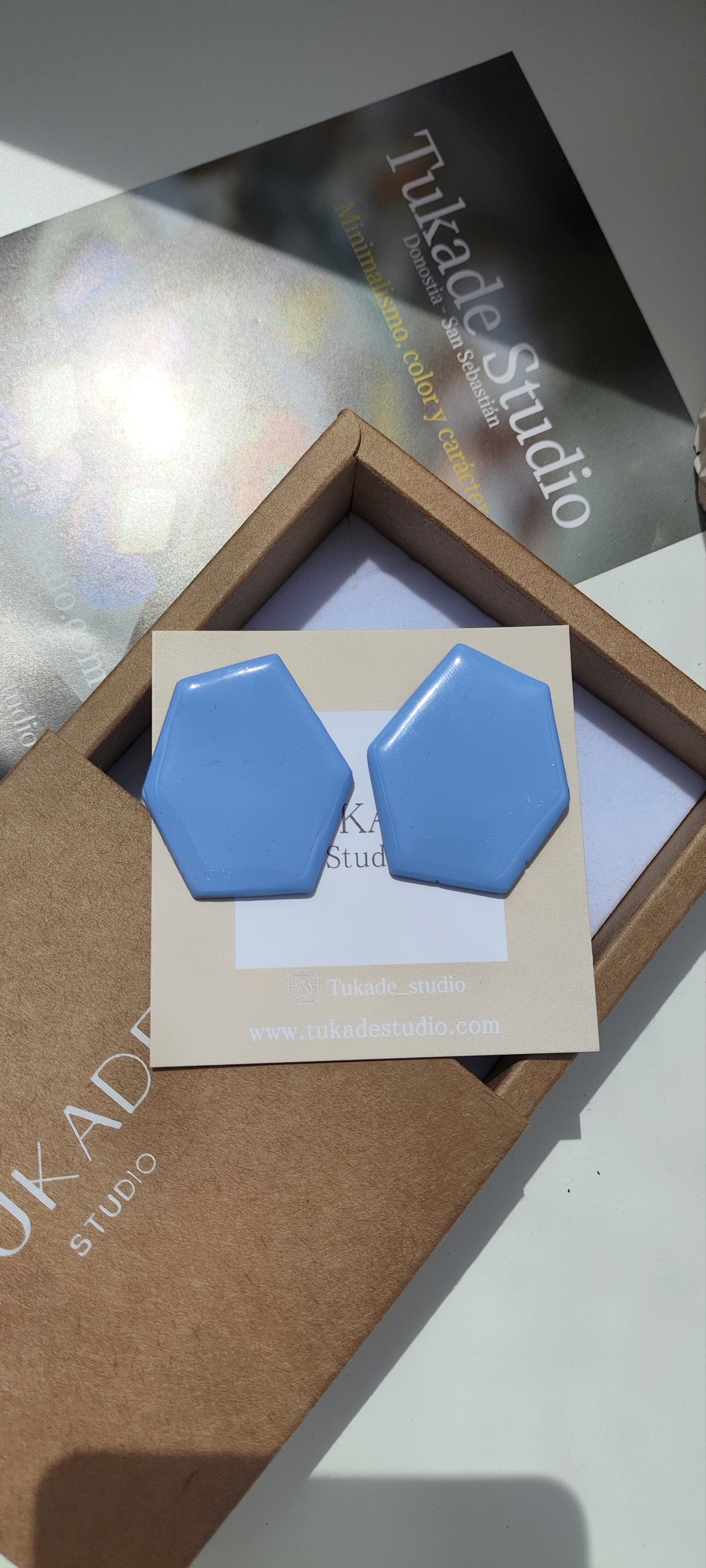 ONNA azul lavanda acabado brillo