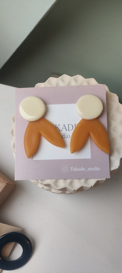 LUPE caramelo y crudo.