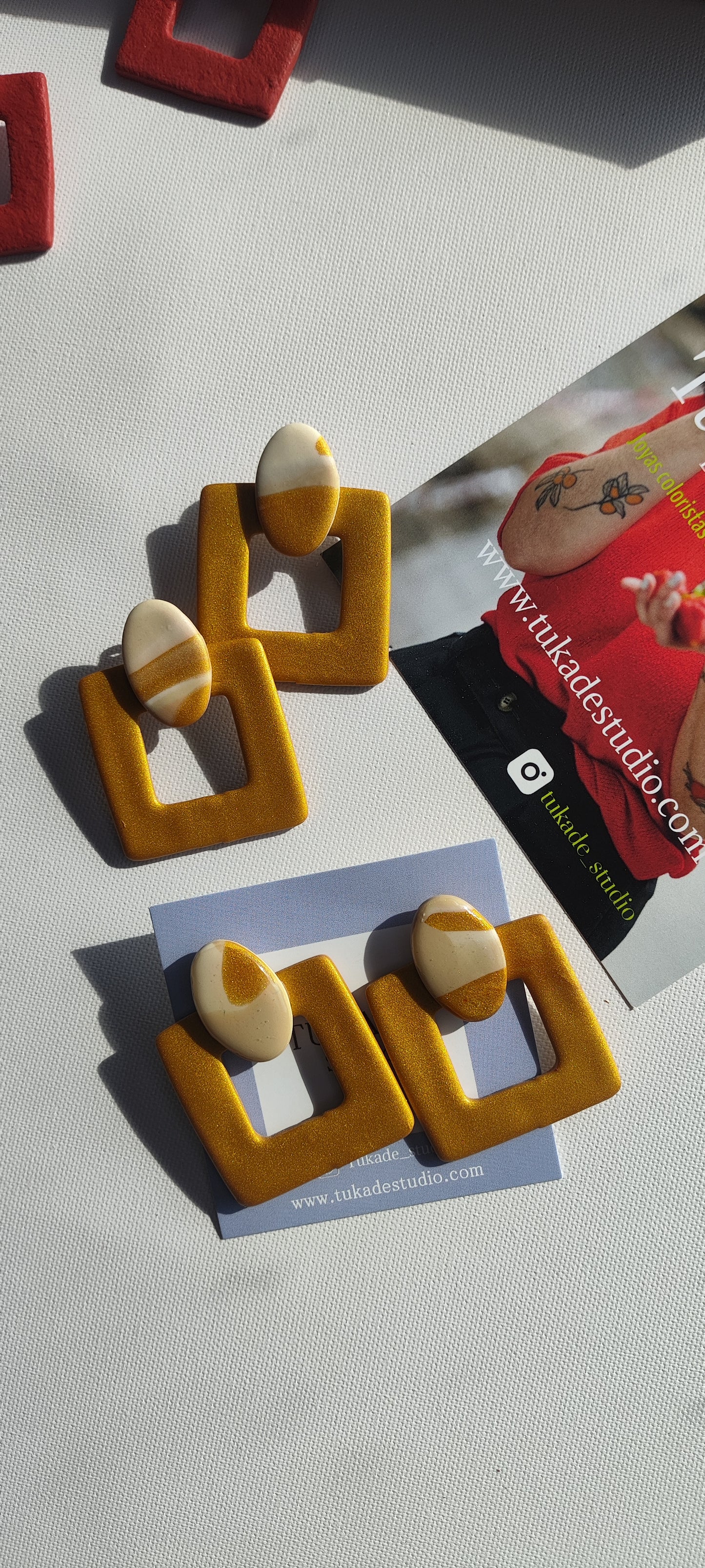 JIMENA ocre metalizado y crudo