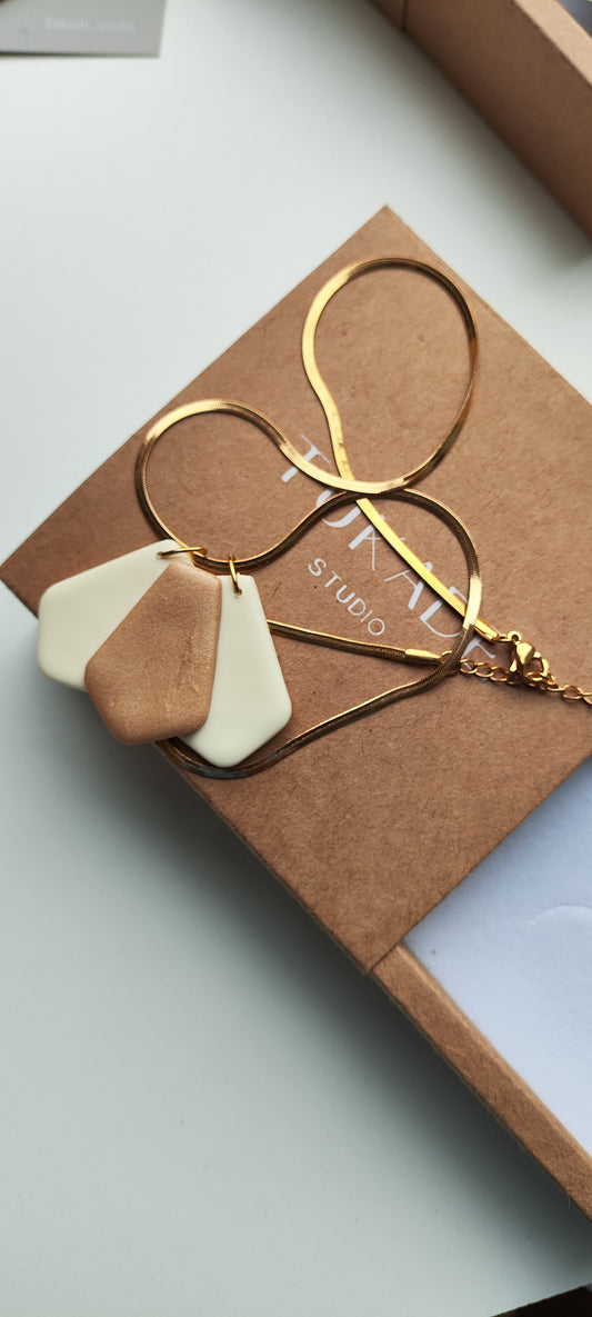 Collar largo MATILDA crudo y champán