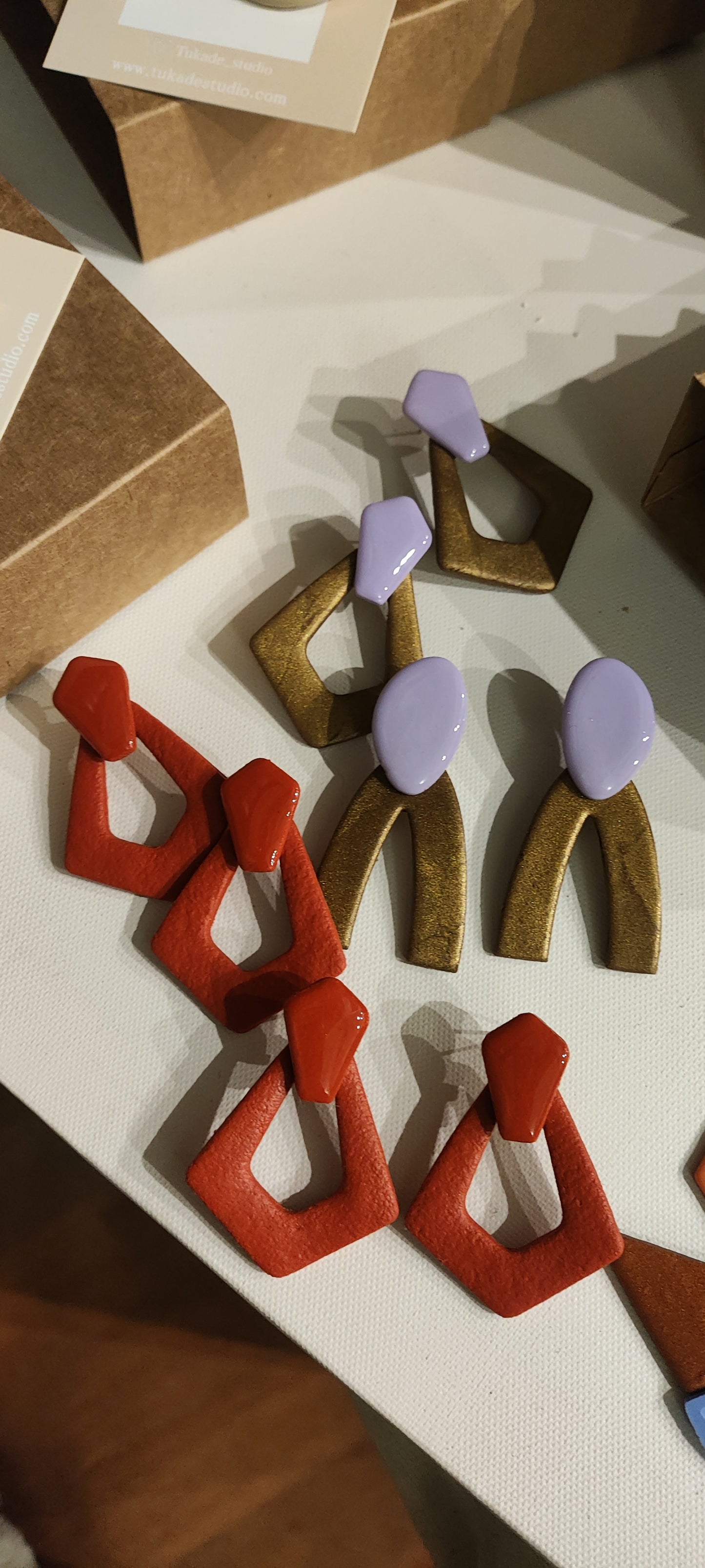 SIMONA bronce y lila