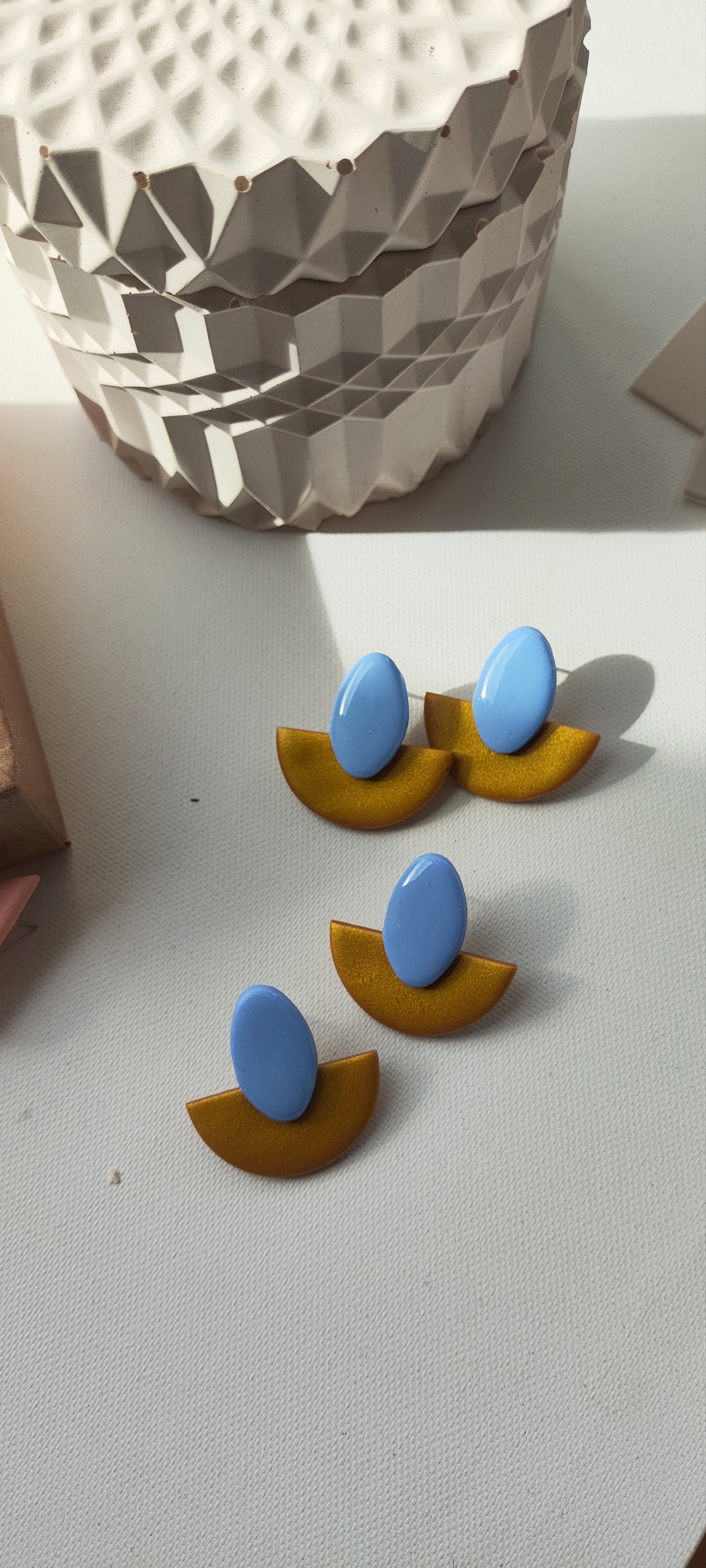 DOROTEA small ocre y azul claro