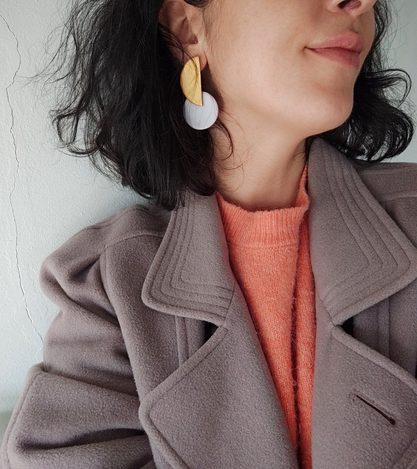 GRETA big lila y ocre-dorado.