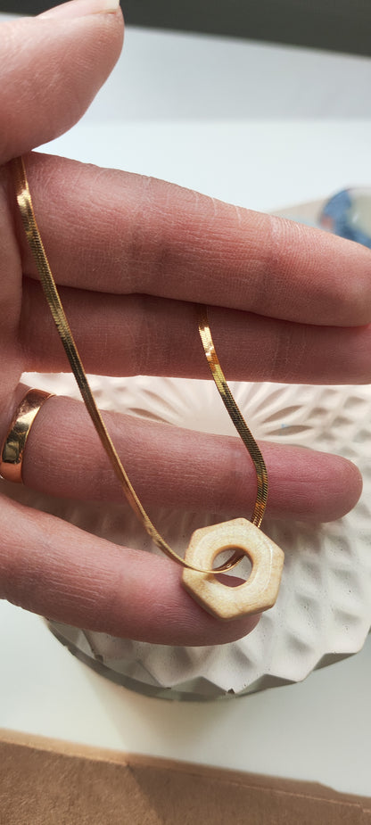 Collar gargantilla GILDA champán cadena espiga