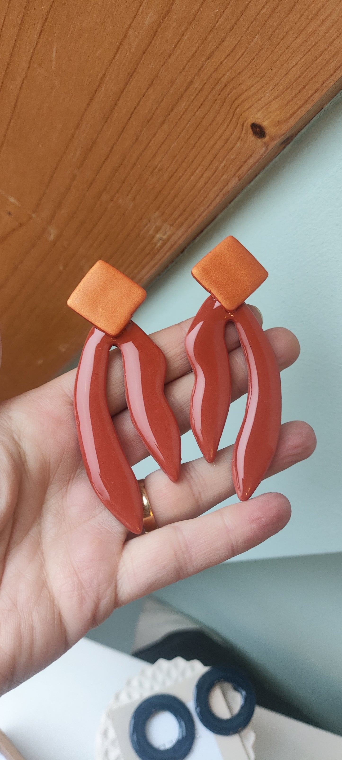 TIMOTEA maxi terracotta brillo