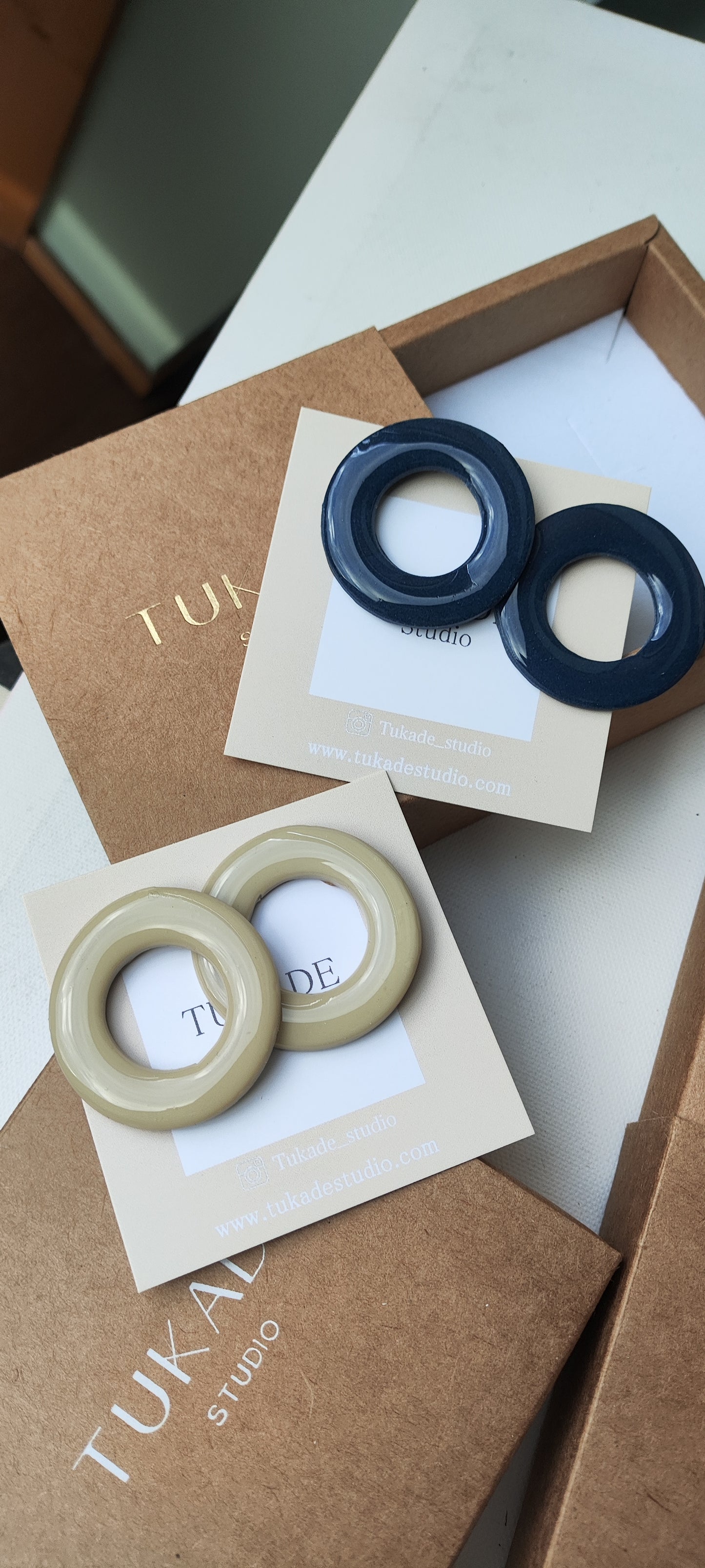 DORA azul noche o beige brillo