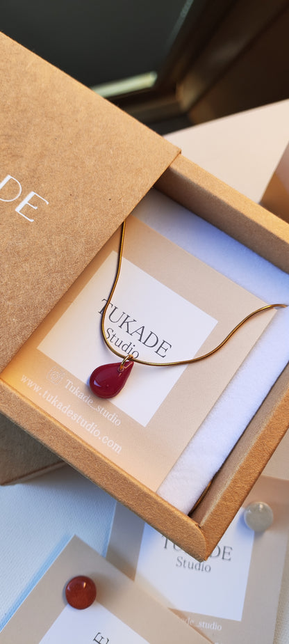 Collar gargantilla CUCA lágrima burdeos