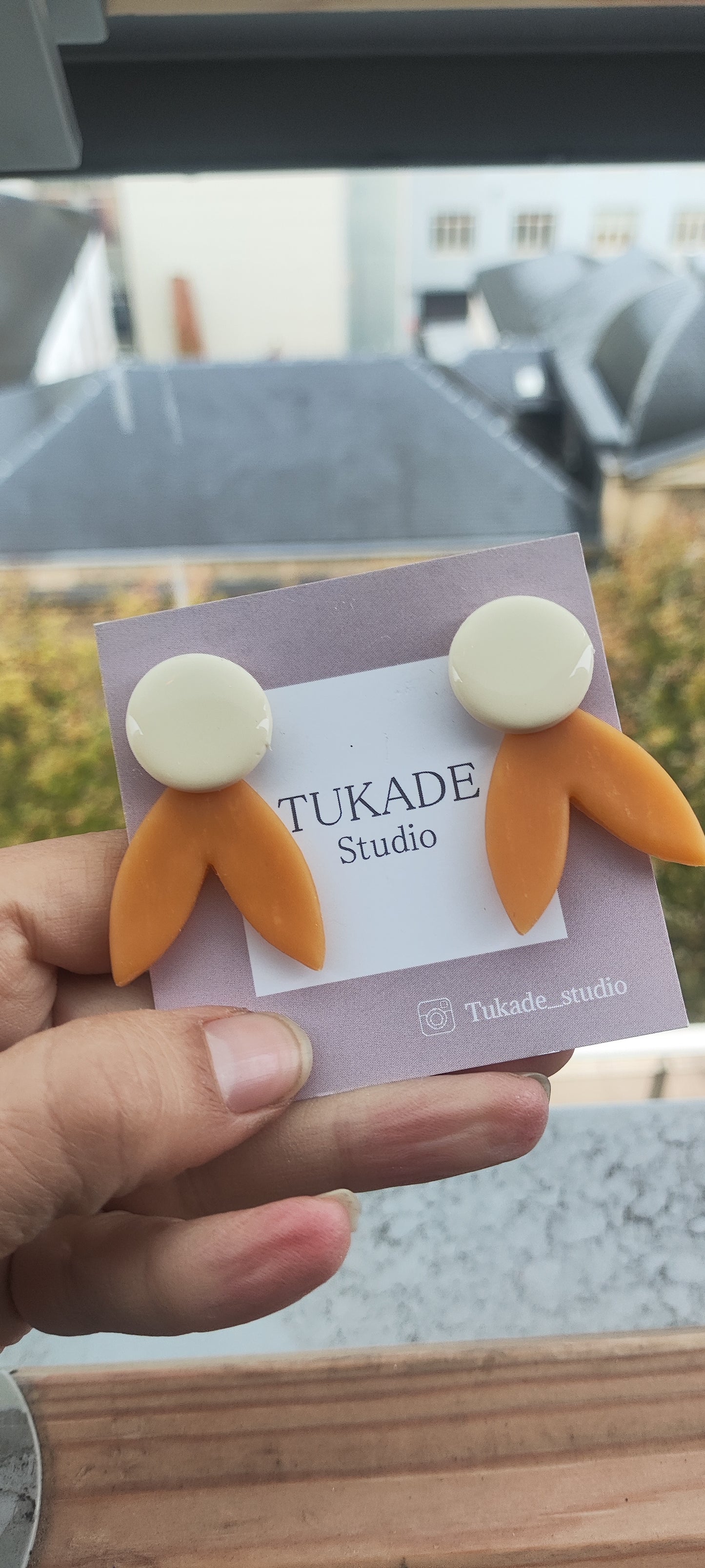 LUPE caramelo y crudo.