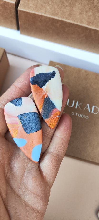 MACA simple, cobre-naranja, plomo y azul degradado