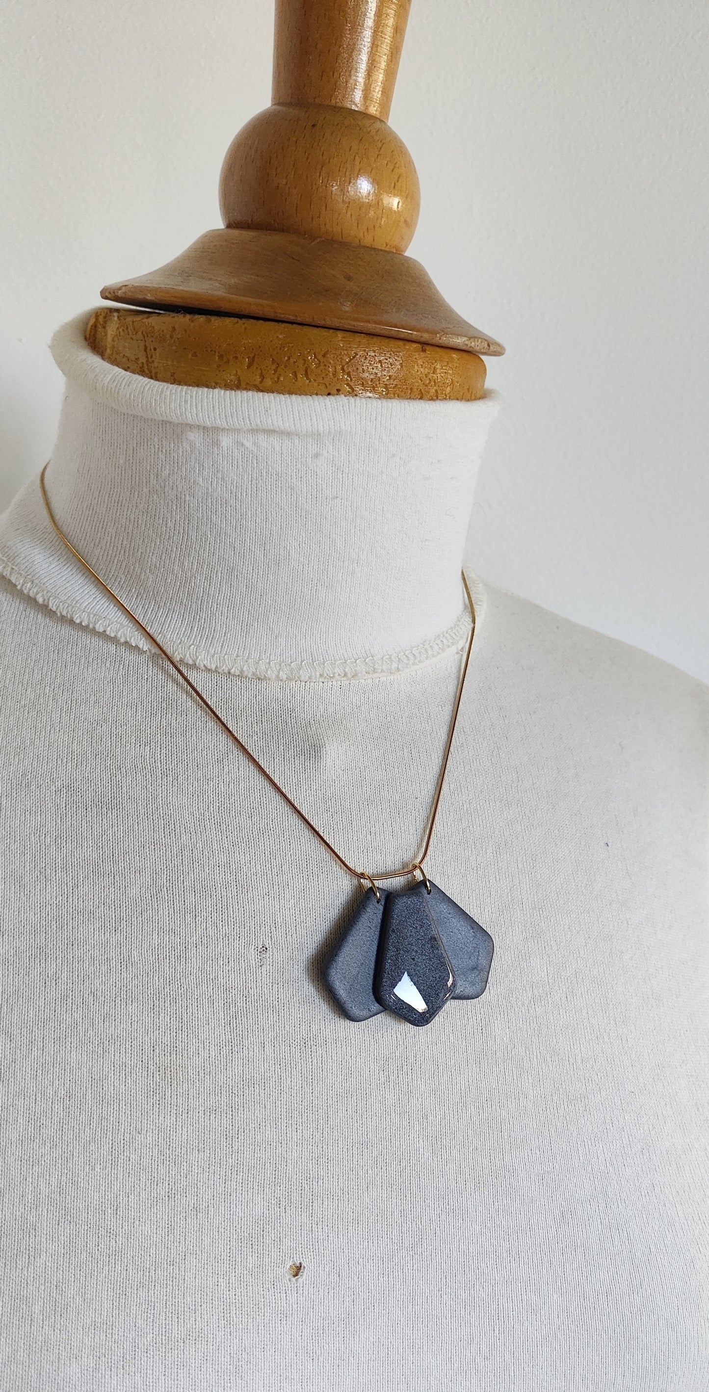 Collar gargantilla MATILDA plomo