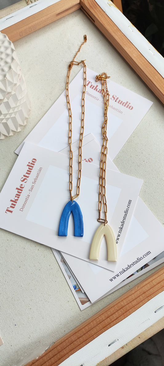 Collar SIMONA crudo y azul