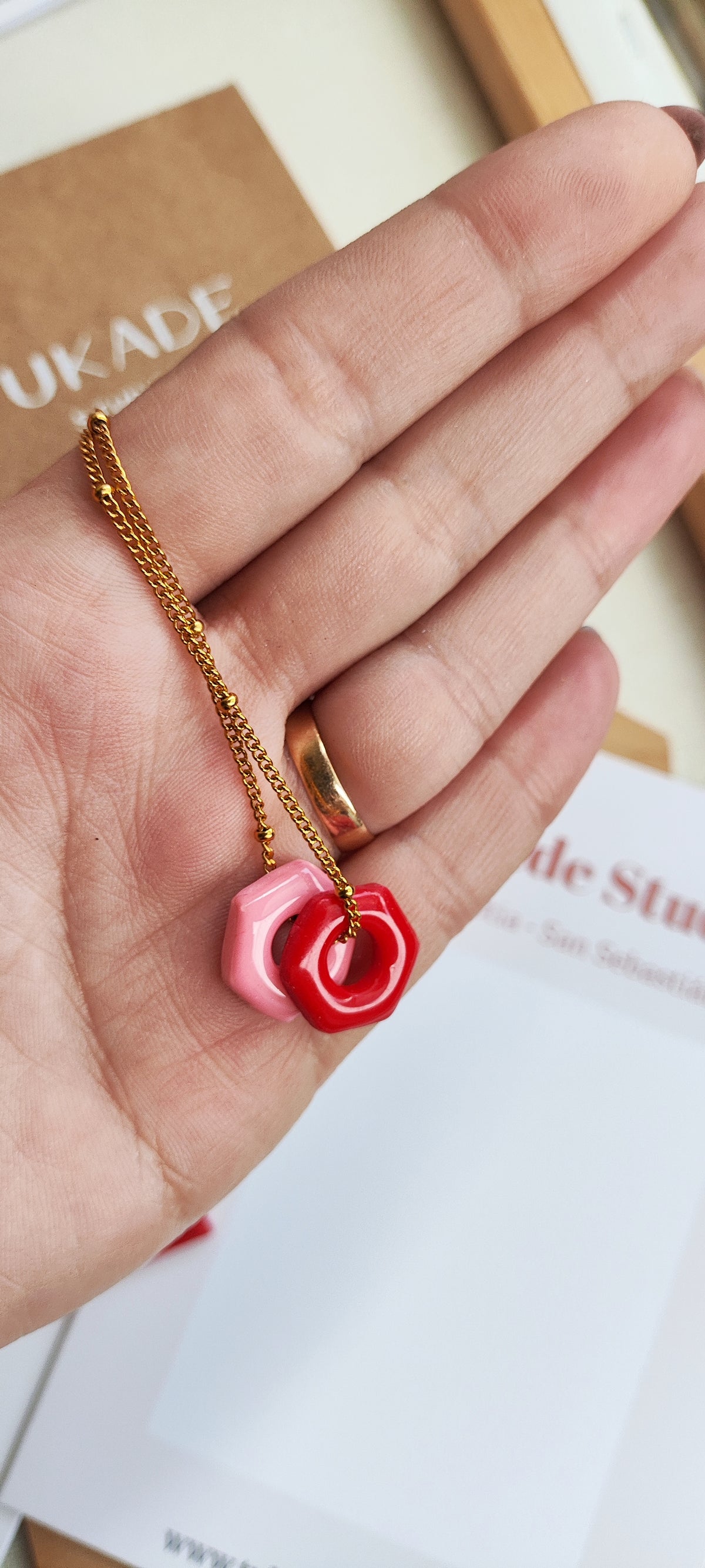 Collar GILDA rojo ❤️ y rosa 🩷