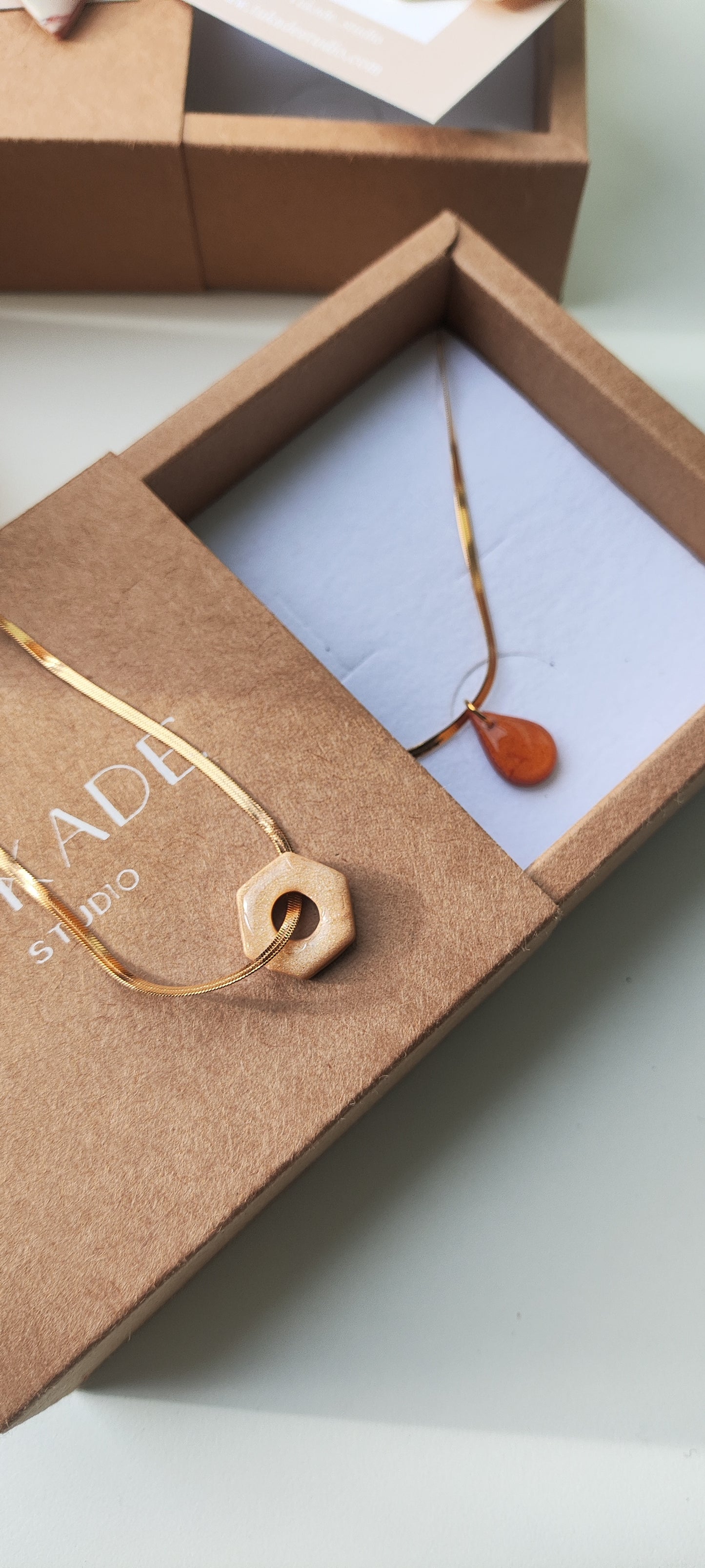 Collar gargantilla GILDA champán cadena espiga