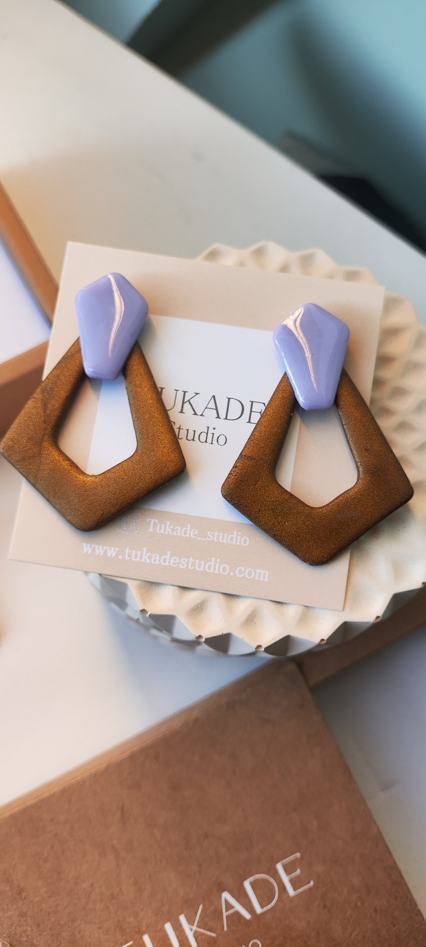 OTILIA regular bronce y lila