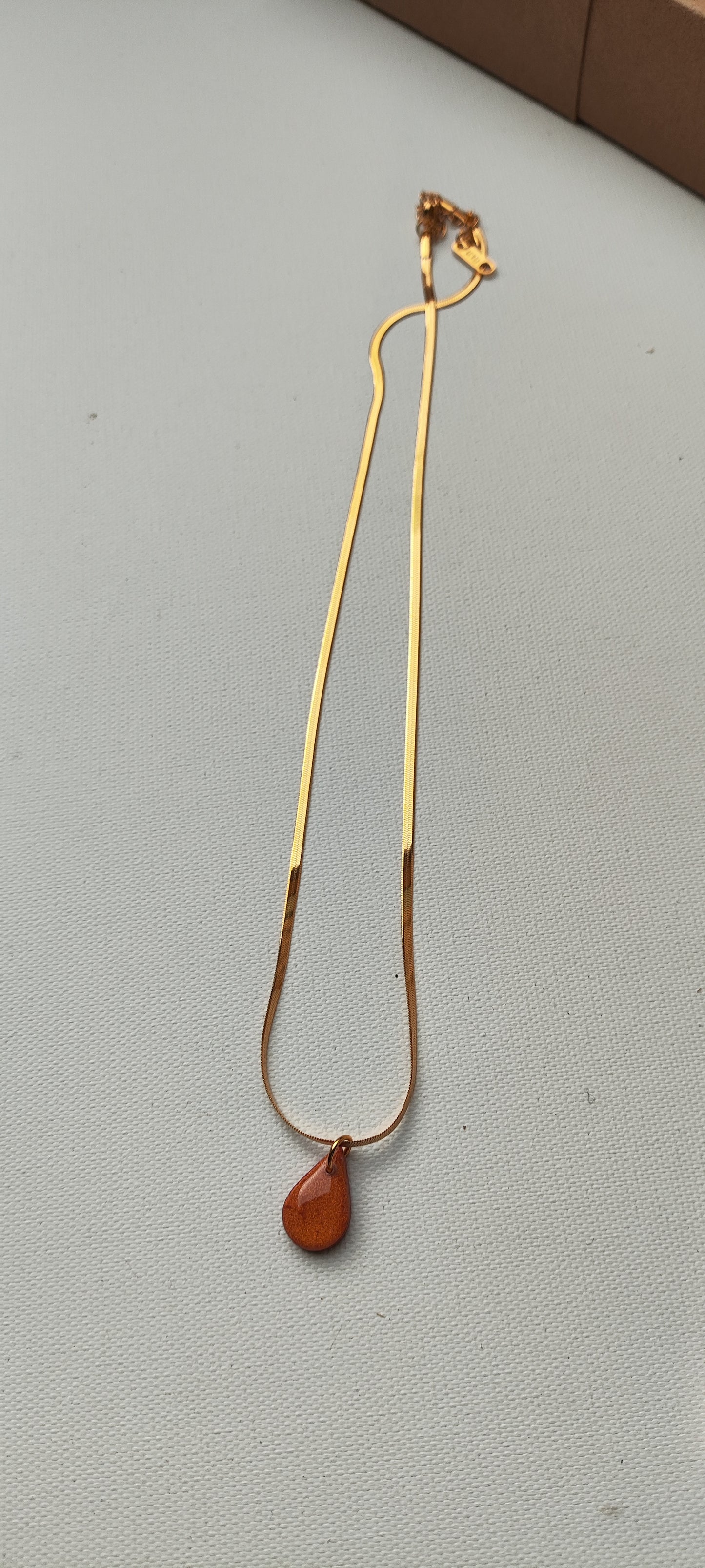 Collar gargantilla CUCA lágrima cadena plana