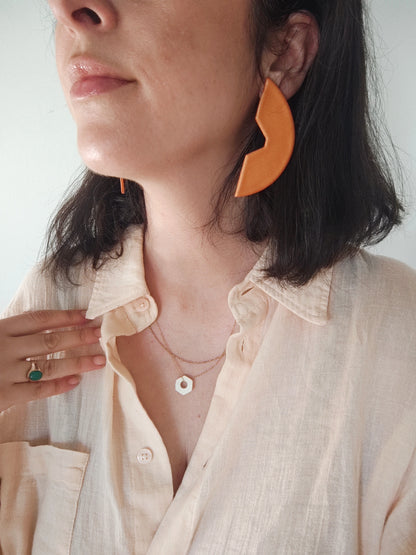 CARMELITA (3 pendientes) rojo o cobre y crudo.