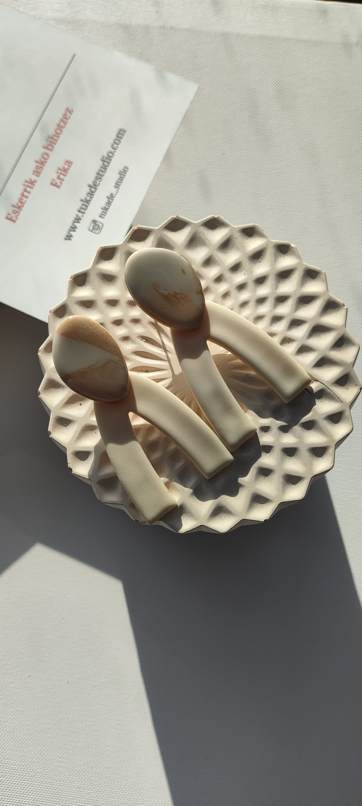 SIMONA crudo y champán