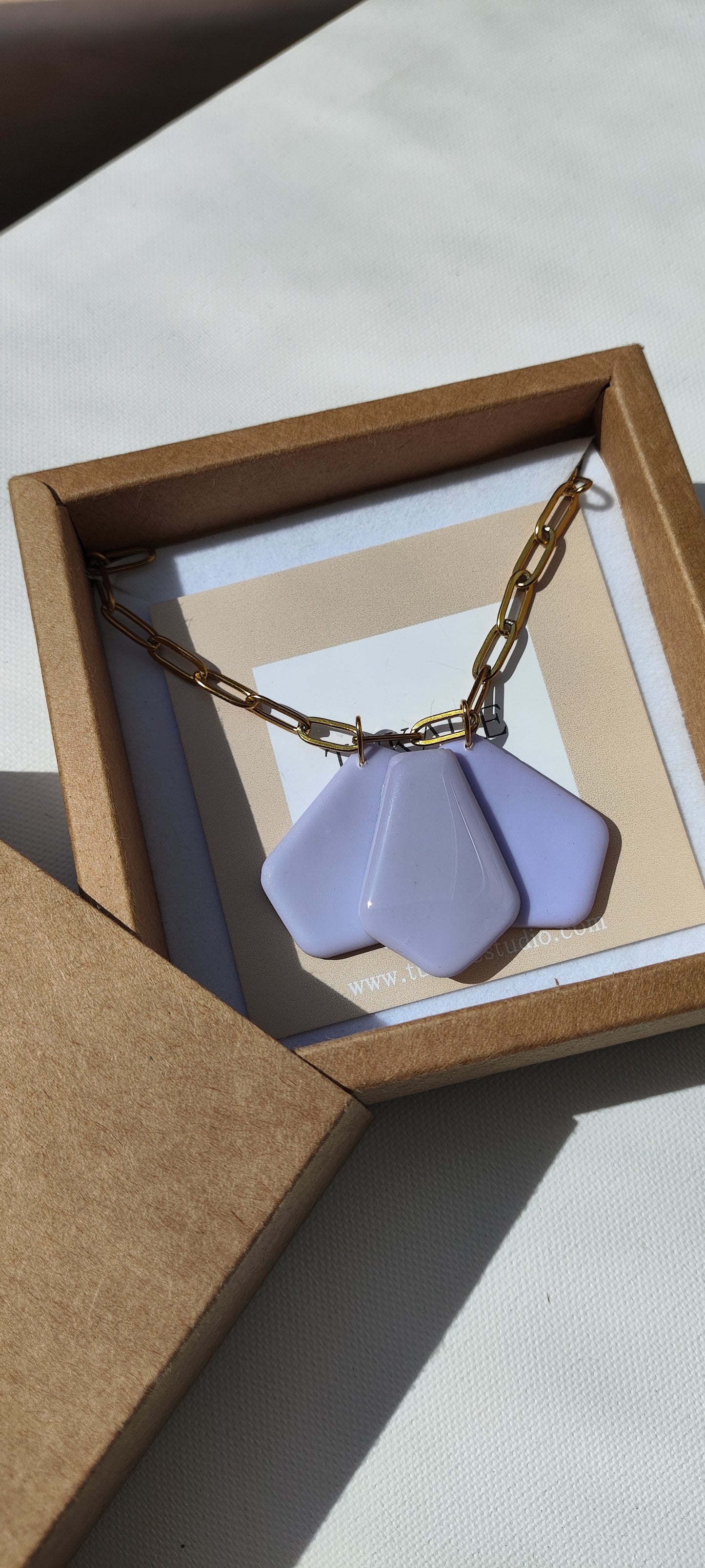 Collar gargantilla MATILDA lila