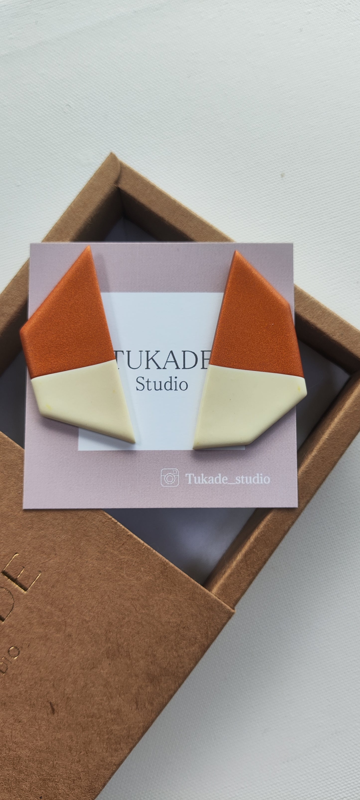 DAKOTA cobre y crudo