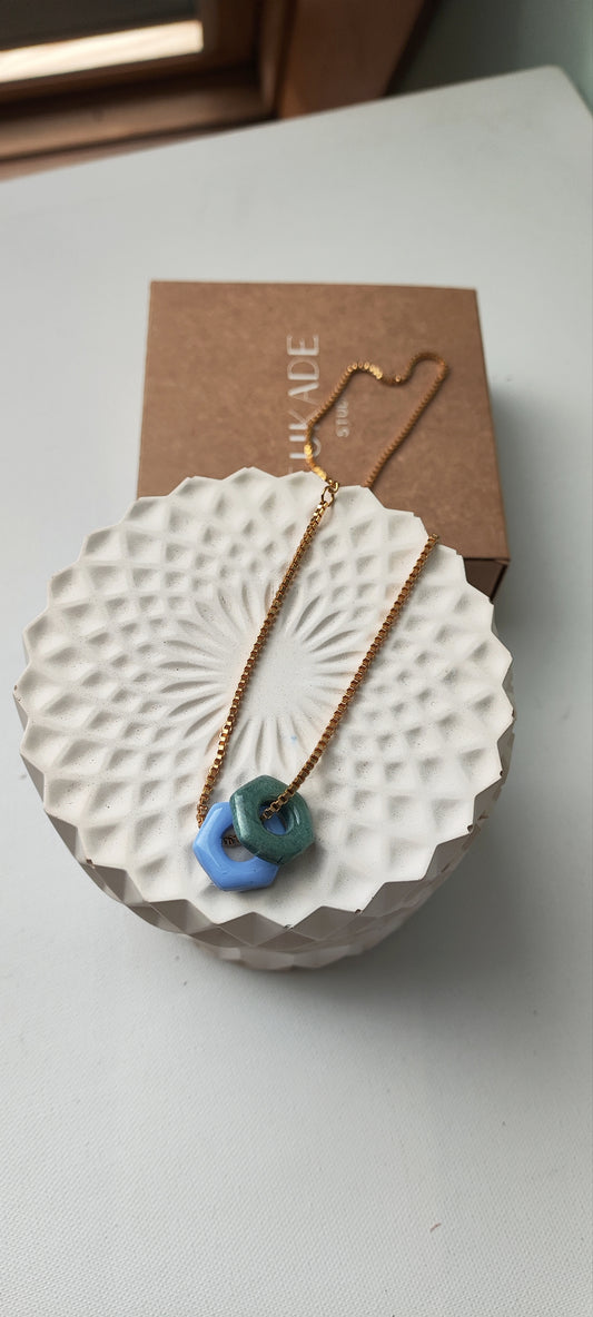 Collar gargantilla GIlda lágrima cadena cuadrada