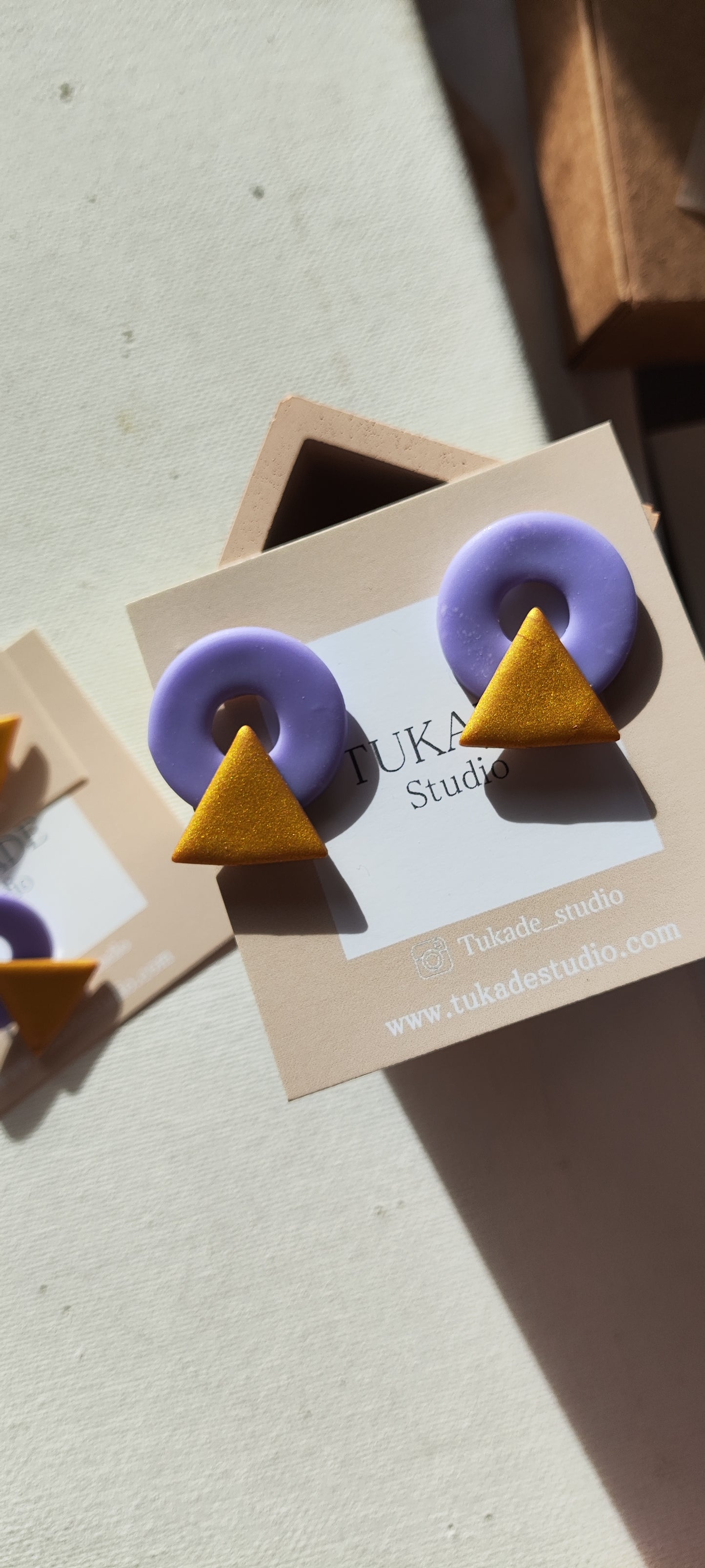 AGNES mini lila y ocre metalizado.