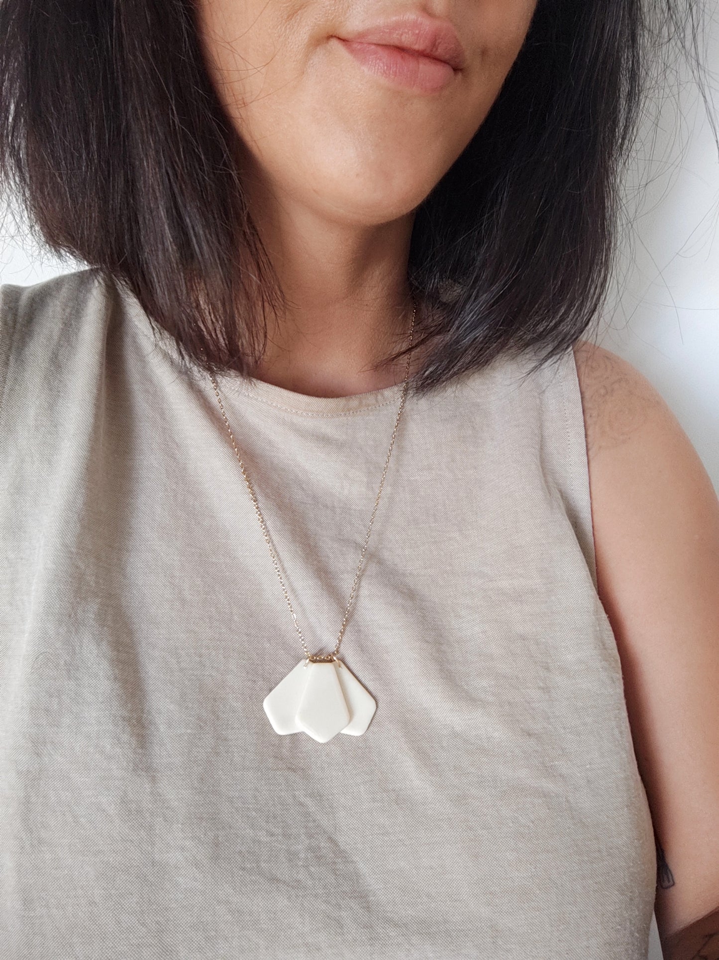 Collar largo MATILDA crudo