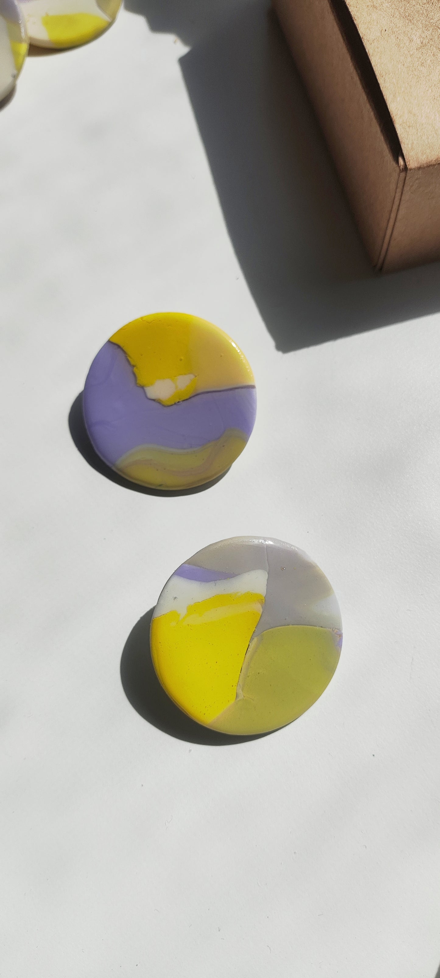 NOAH maxi morado, amarillo, crema