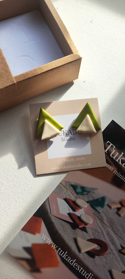 UMA verde oliva y crudo