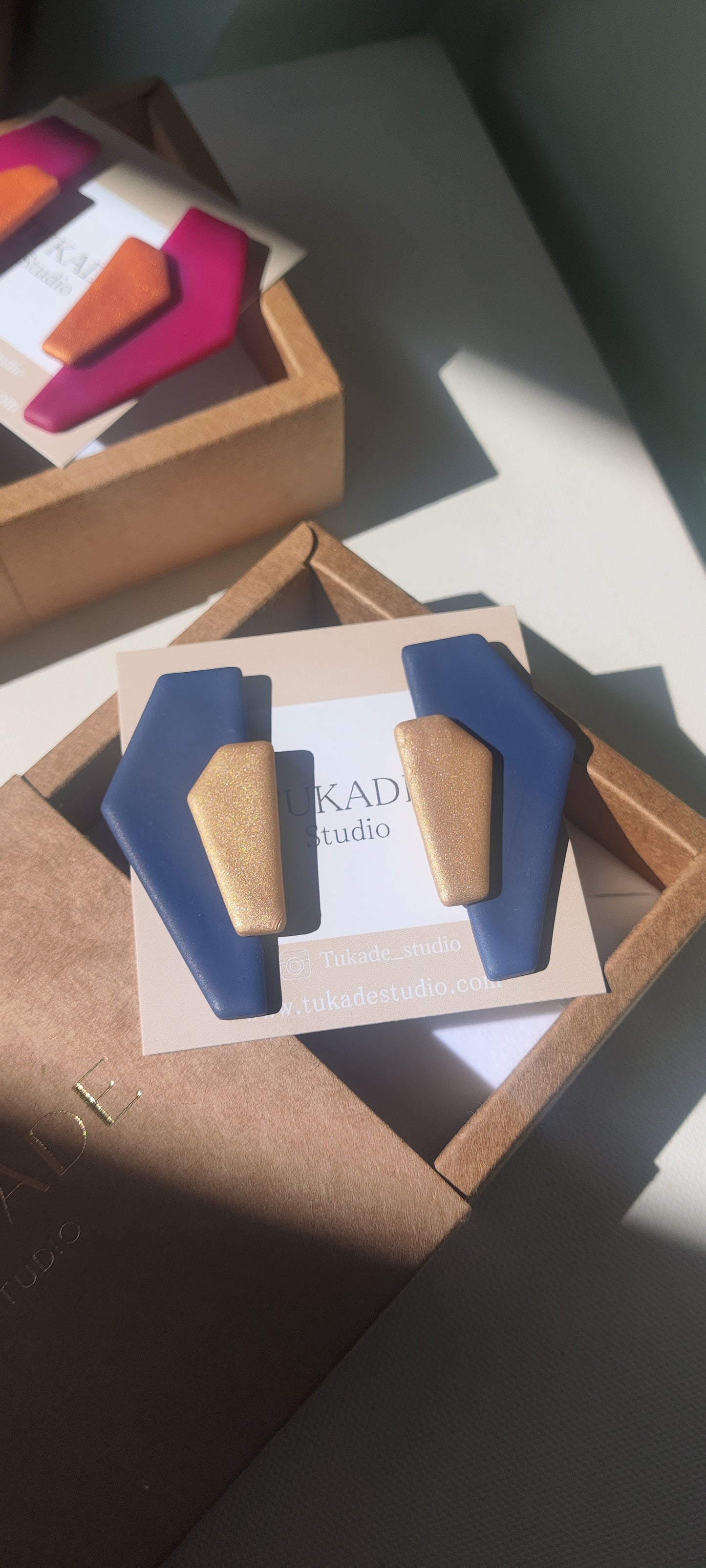 MINERVA magenta o azul