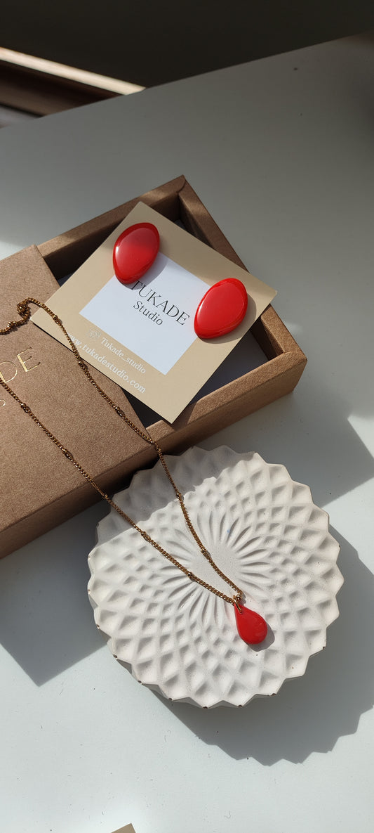 Pack pendientes MARIANA amapola y collar CUCA rojo amapola.