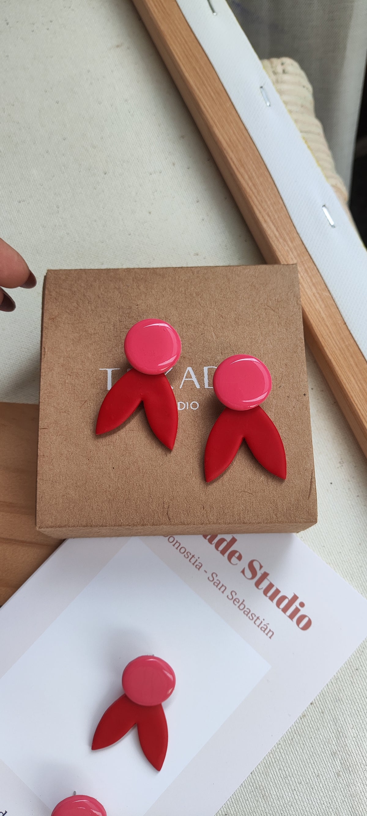 LUPE rojo ❤️ y rosa intenso 🩷