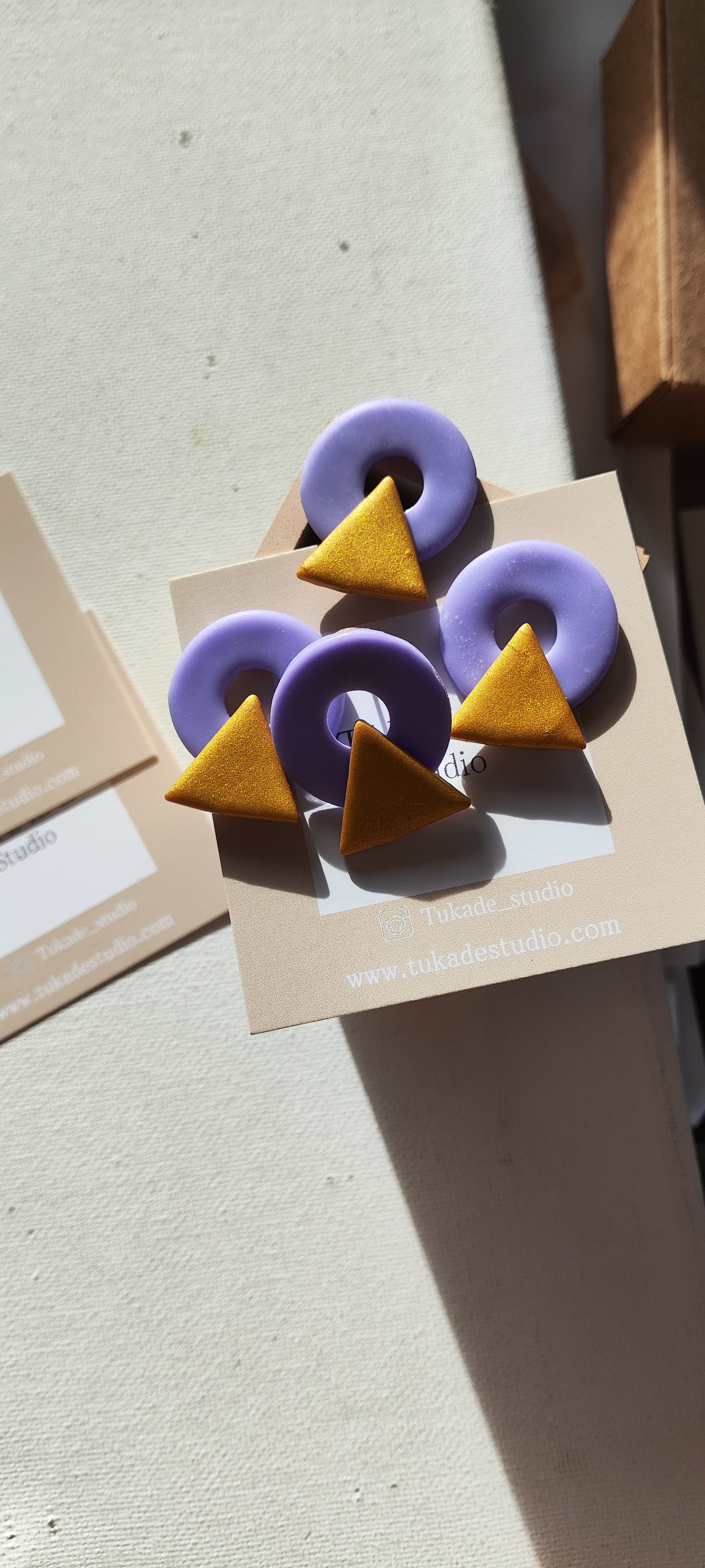 AGNES mini lila y ocre metalizado.