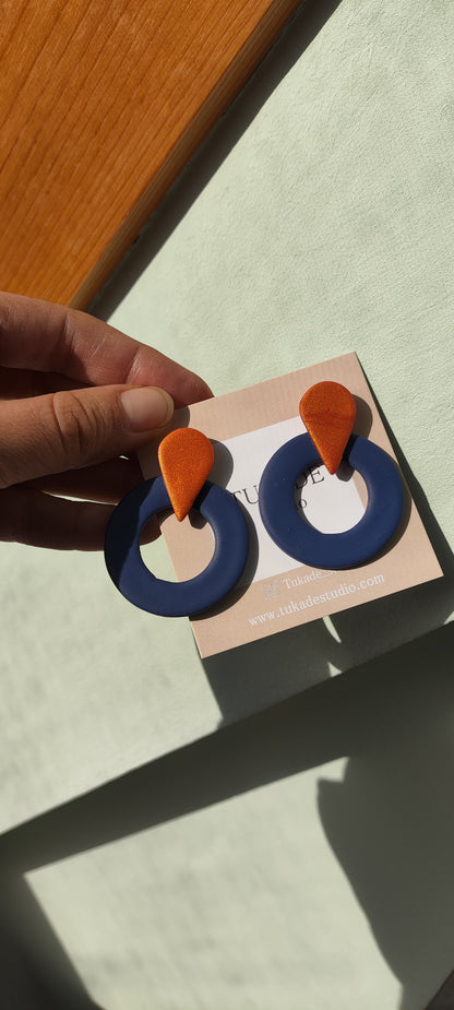 TOMASA azul marino y cobre